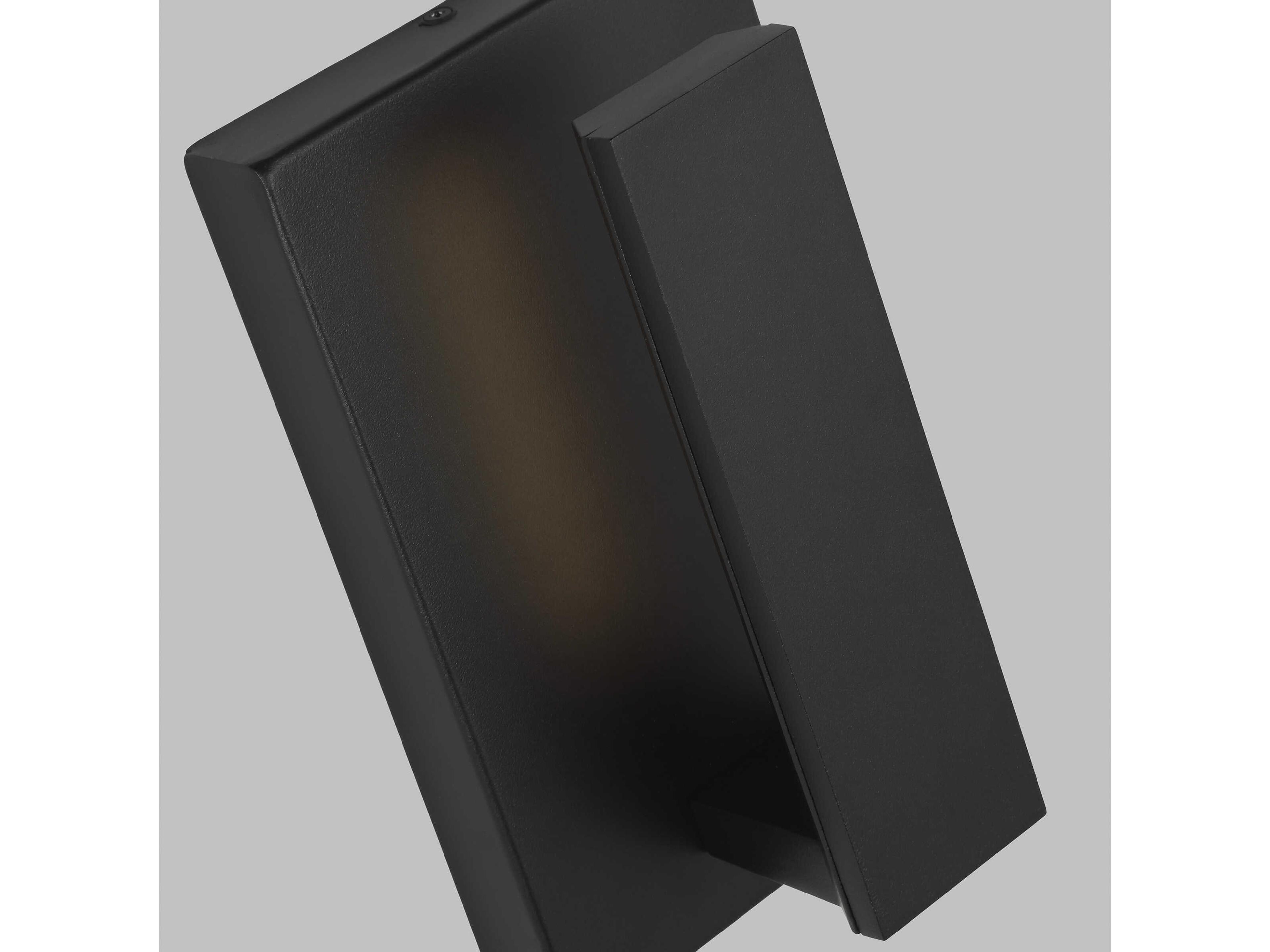 Visual Comfort Modern Nate 1-Light Outdoor Wall Light