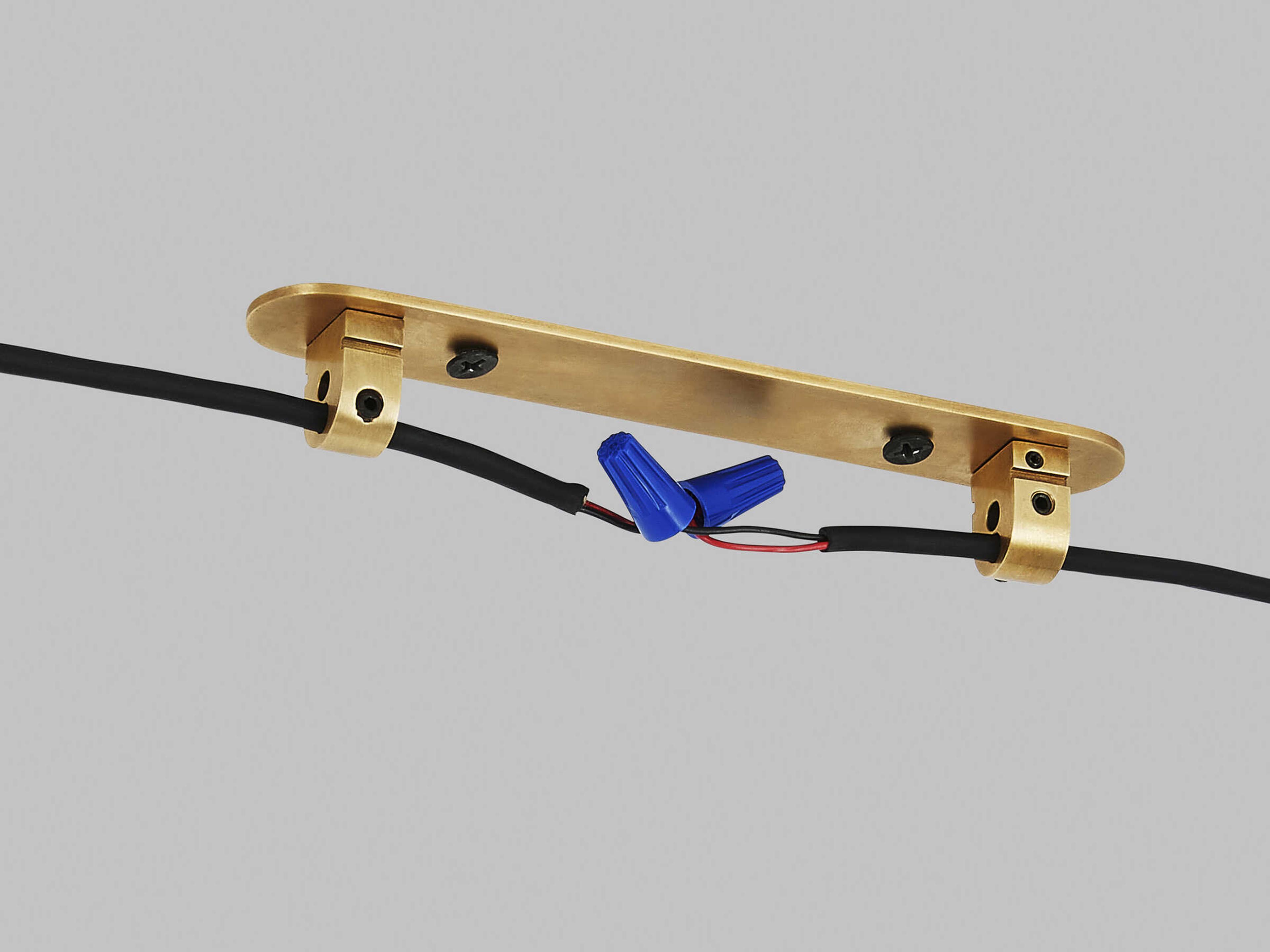 Visual Comfort Modern Trellis Natural Brass Power Bridge