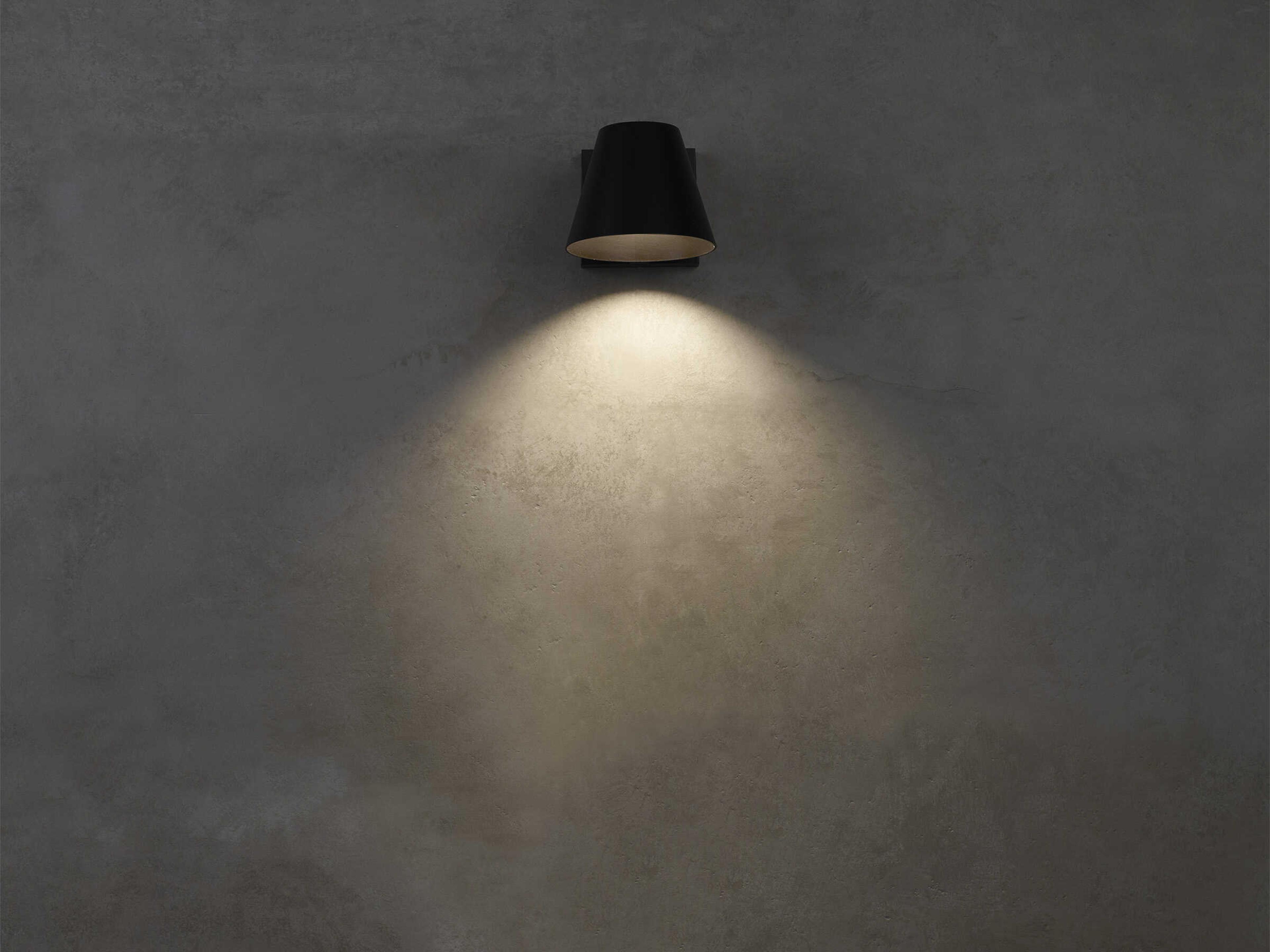 Visual Comfort Modern Bowman 1 - Light Outdoor Wall Light