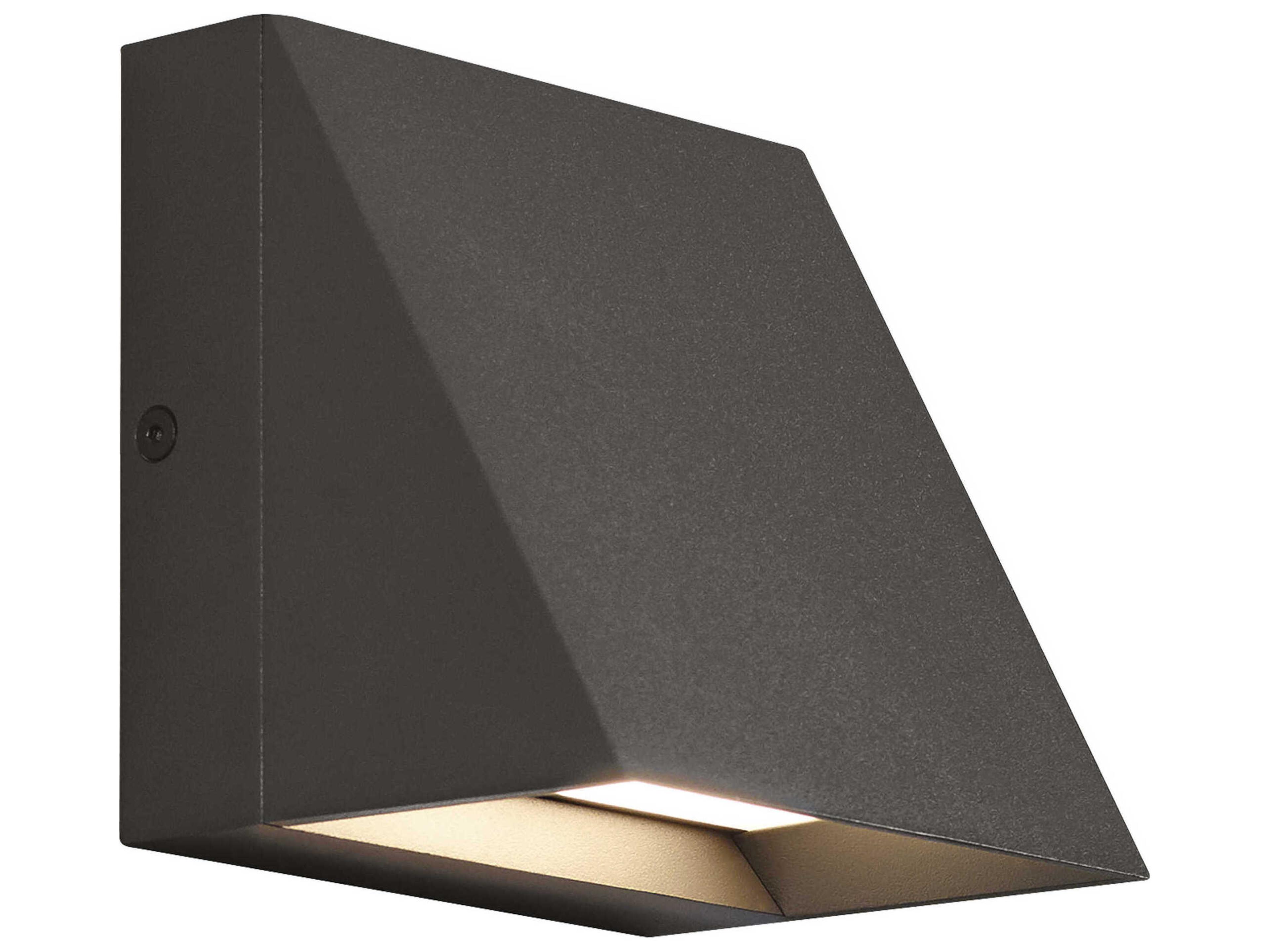 Pitch 1-Light Outdoor Wall Light