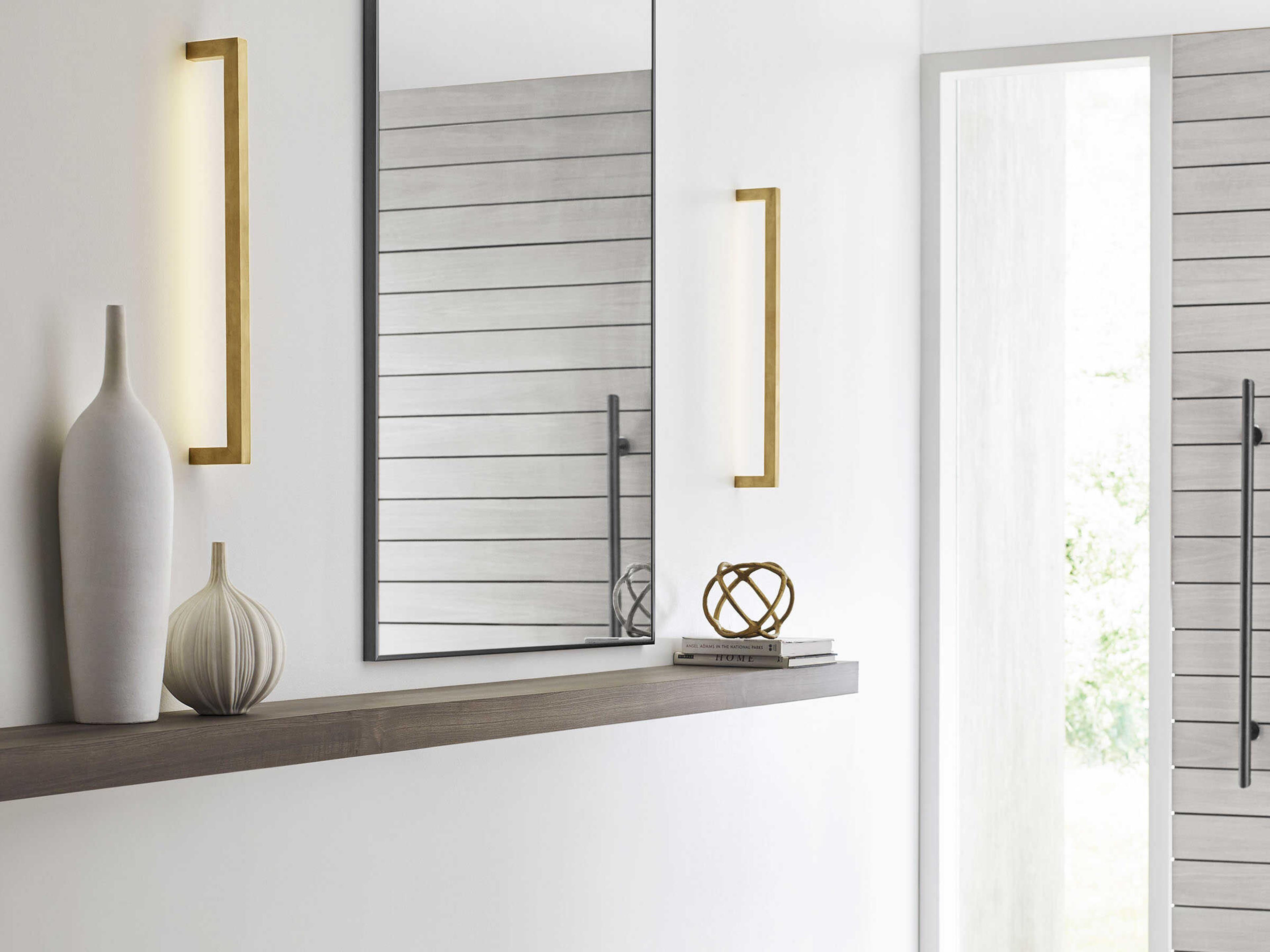 Visual Comfort Modern Stagger 1-Light Natural Brass Wall Sconce