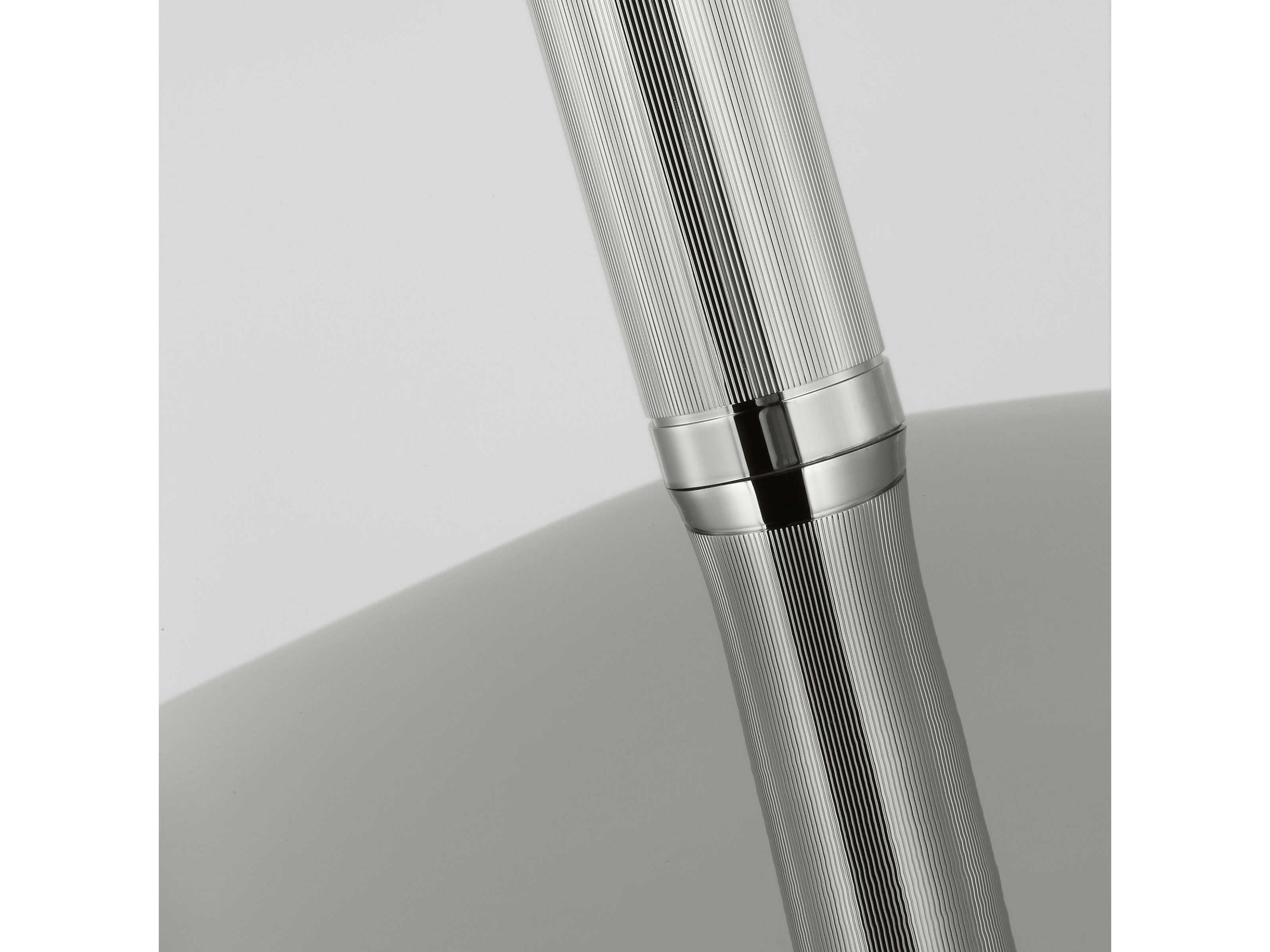 Visual Comfort Modern Saucer 1-Light Polished Nickel Round Pendant