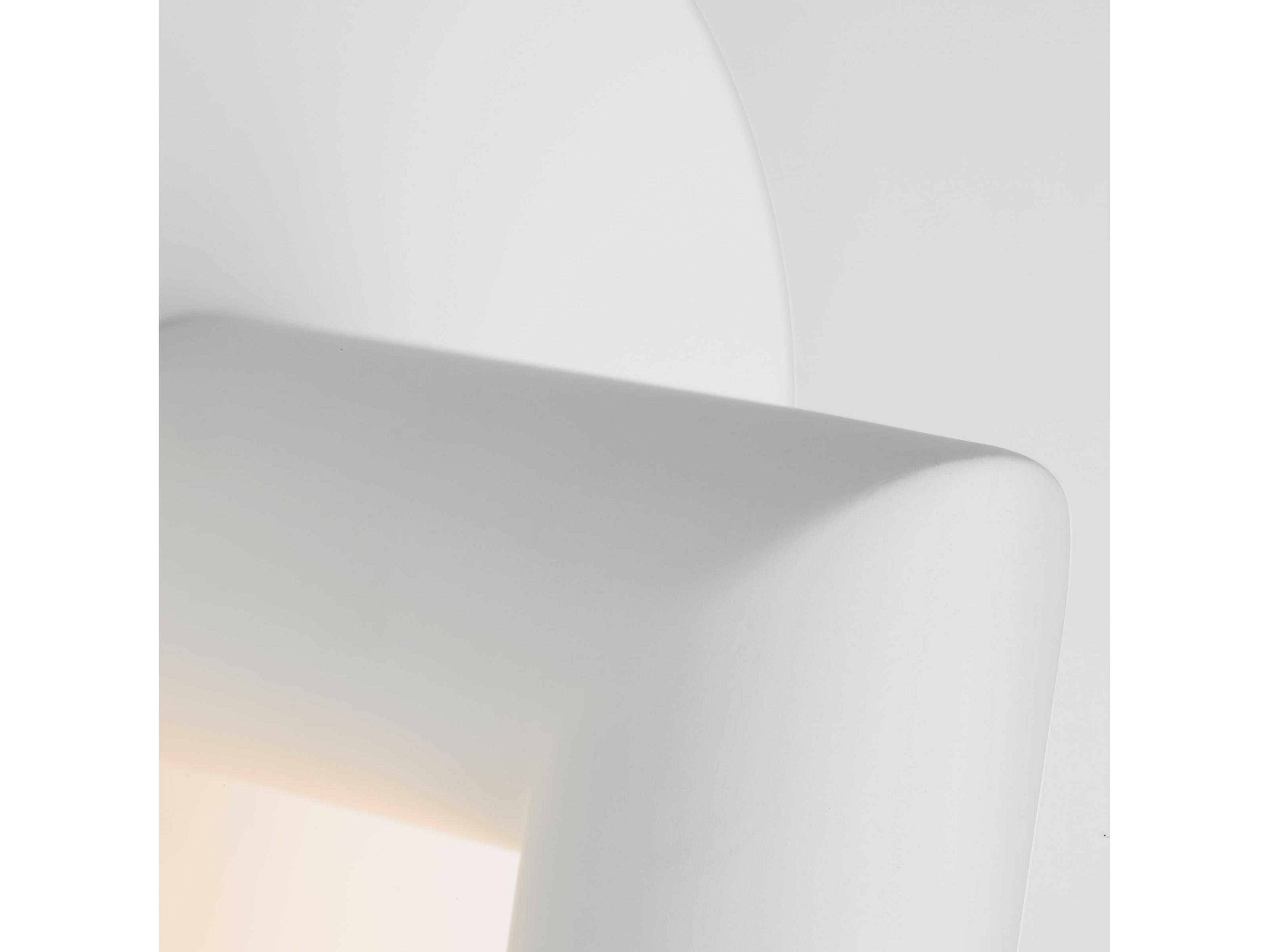 Visual Comfort Modern Fielle 1-Light Soft White Wall Sconce