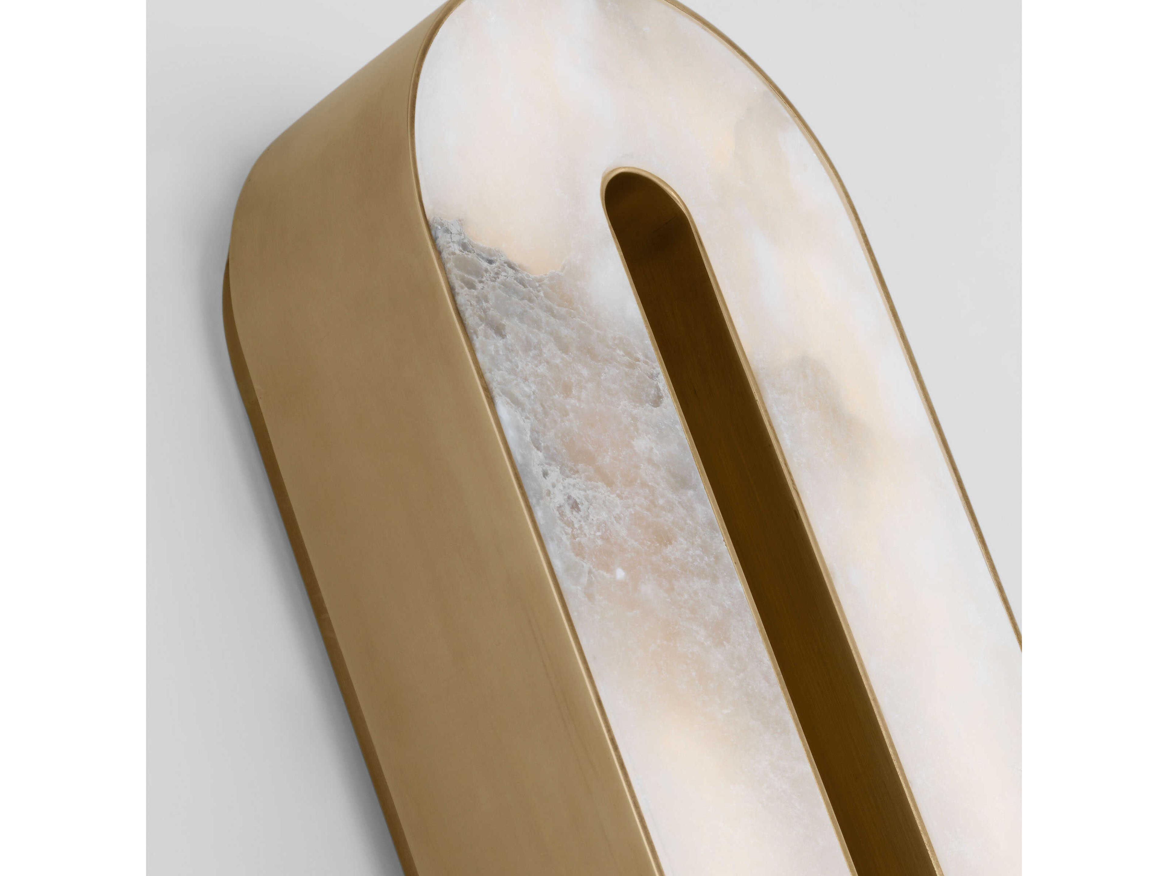 Visual Comfort Modern Wyllis 1-Light Hand Rubbed Antique Brass Wall Sconce