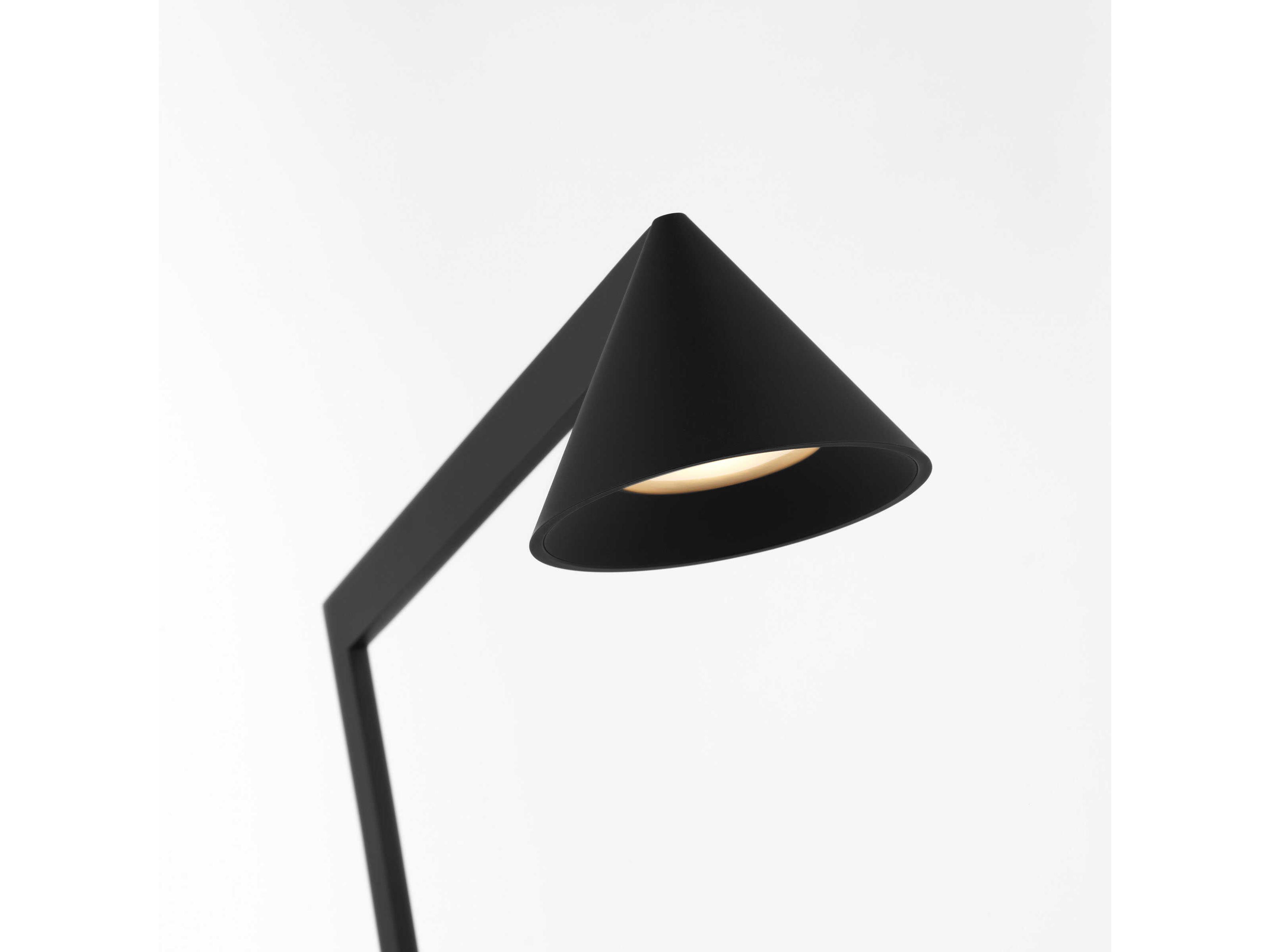 Visual Comfort Modern Midrand Nightshade Black Floor Lamp