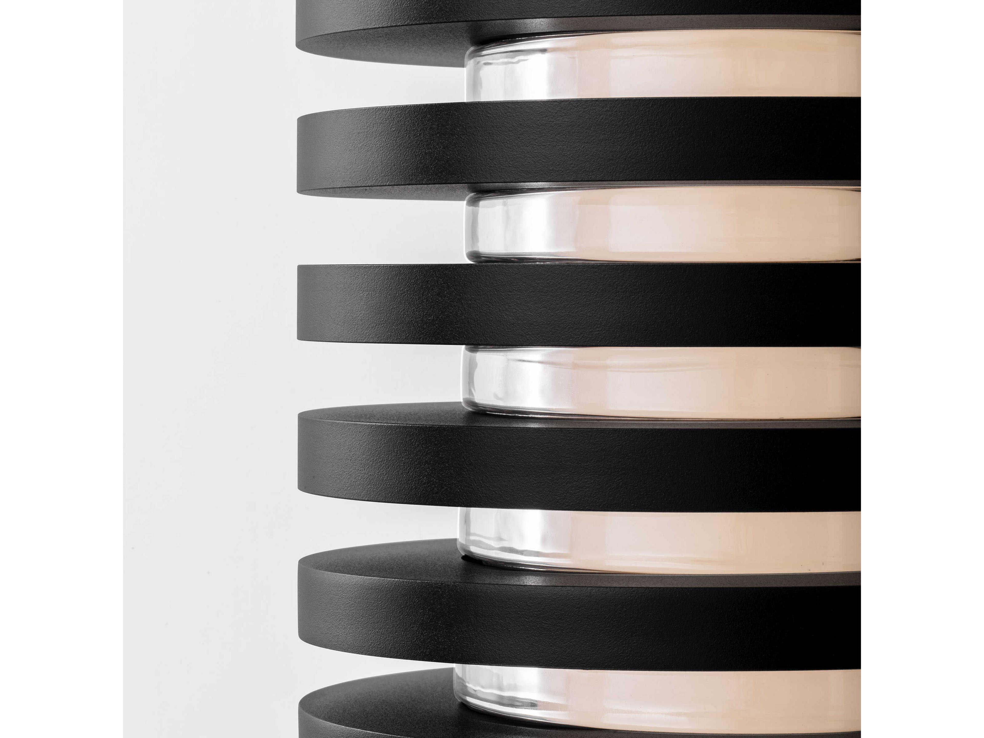 Visual Comfort Modern Quoddy 1-Light Outdoor Wall Light