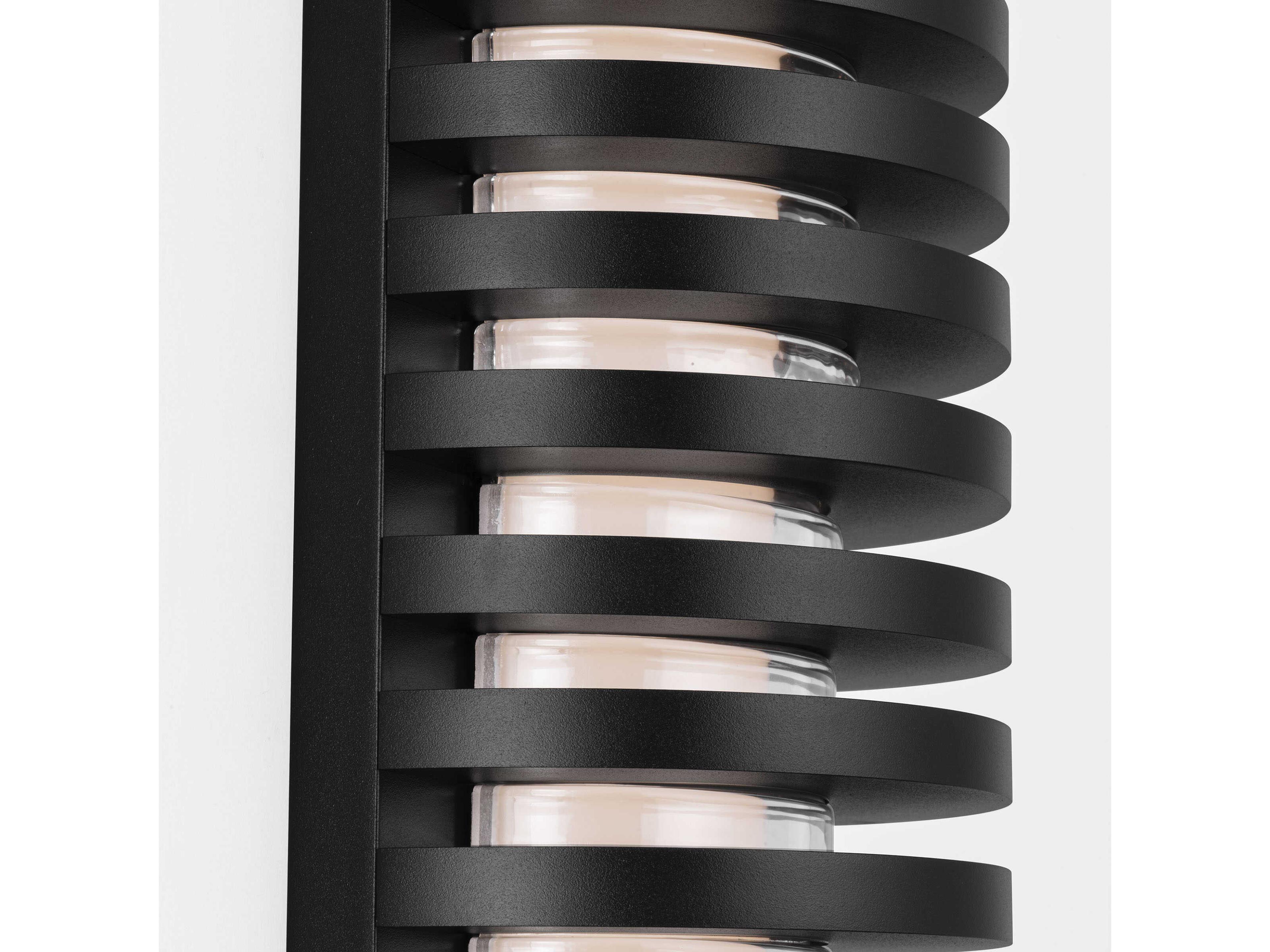 Visual Comfort Modern Quoddy 1-Light Outdoor Wall Light
