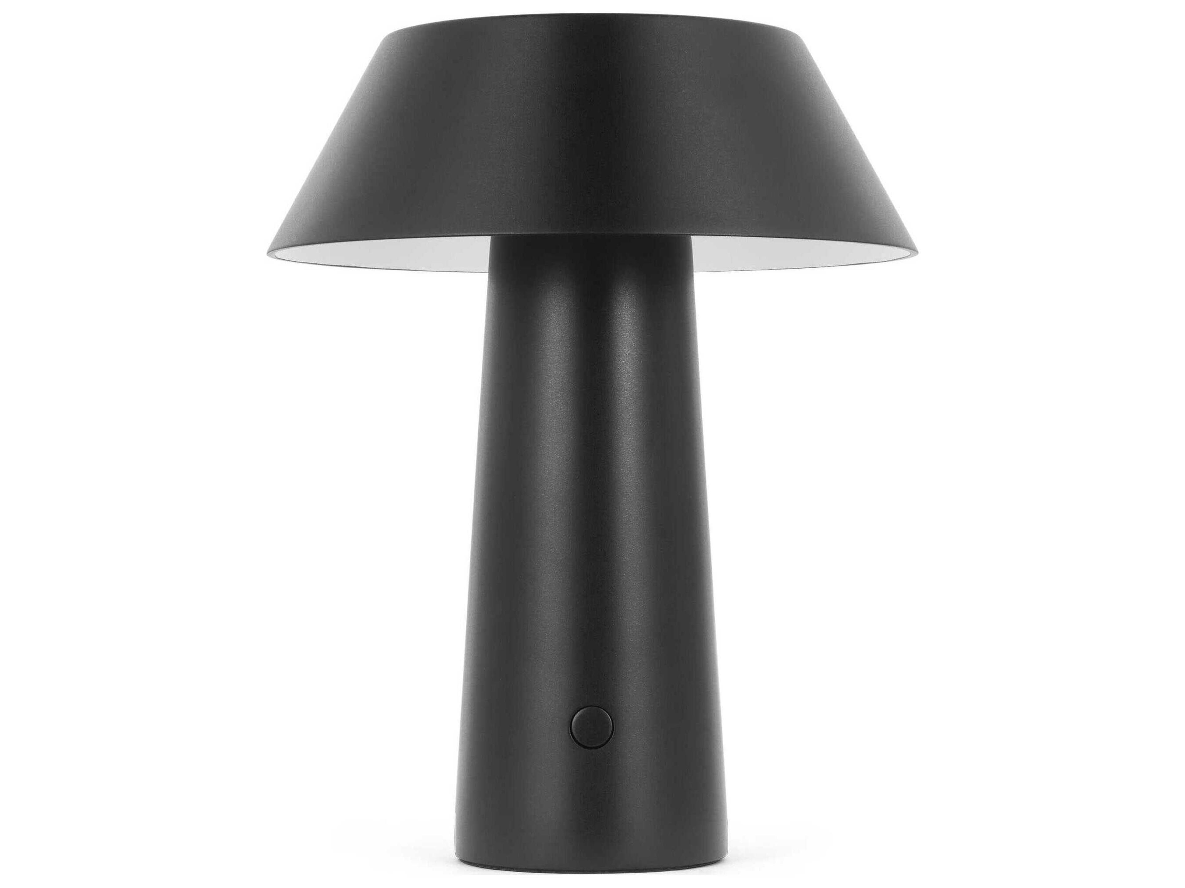 Visual Comfort Modern Sesa 1-Light Outdoor Lamp