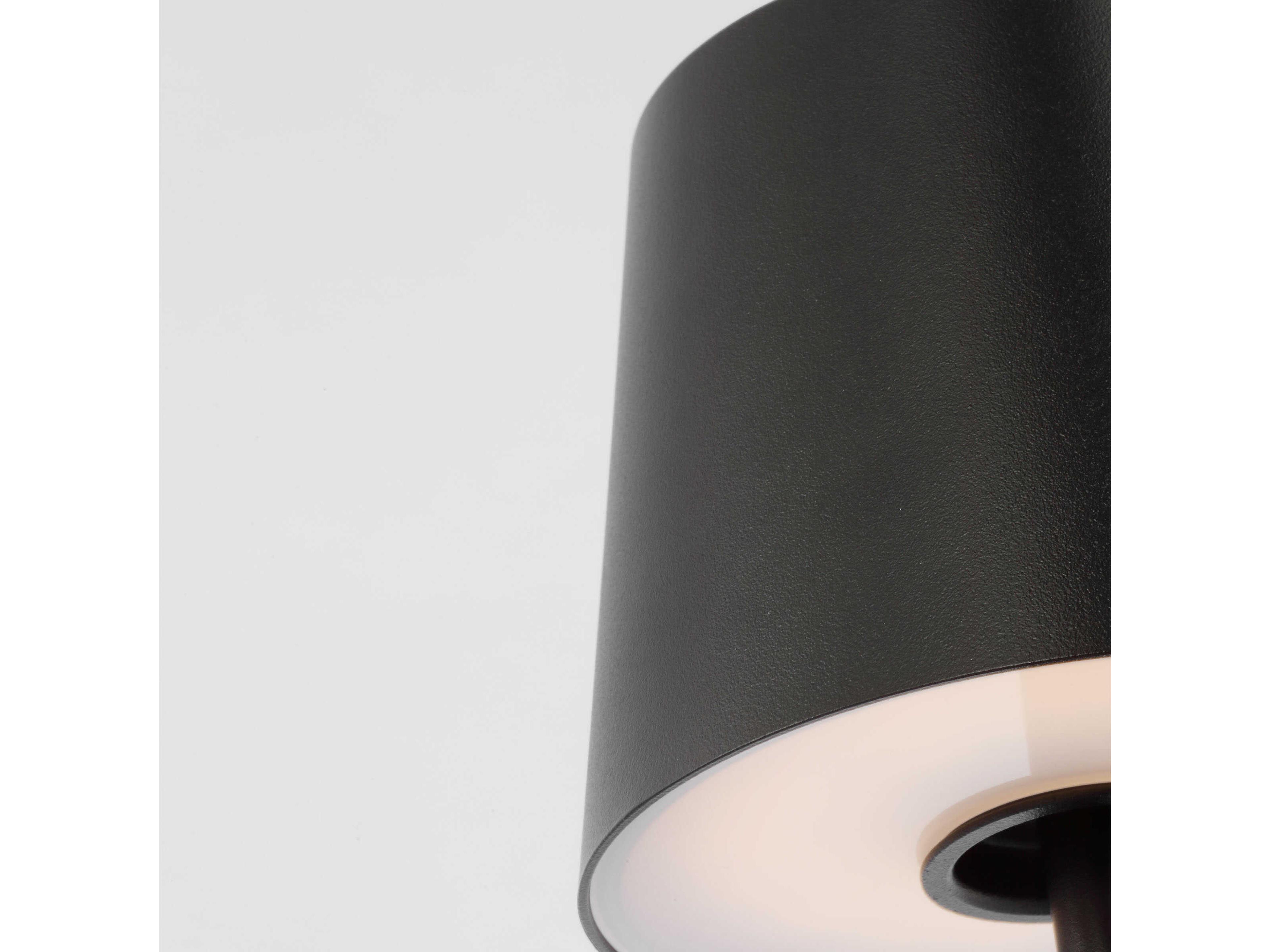 Visual Comfort Modern Nevis Black Table Lamp