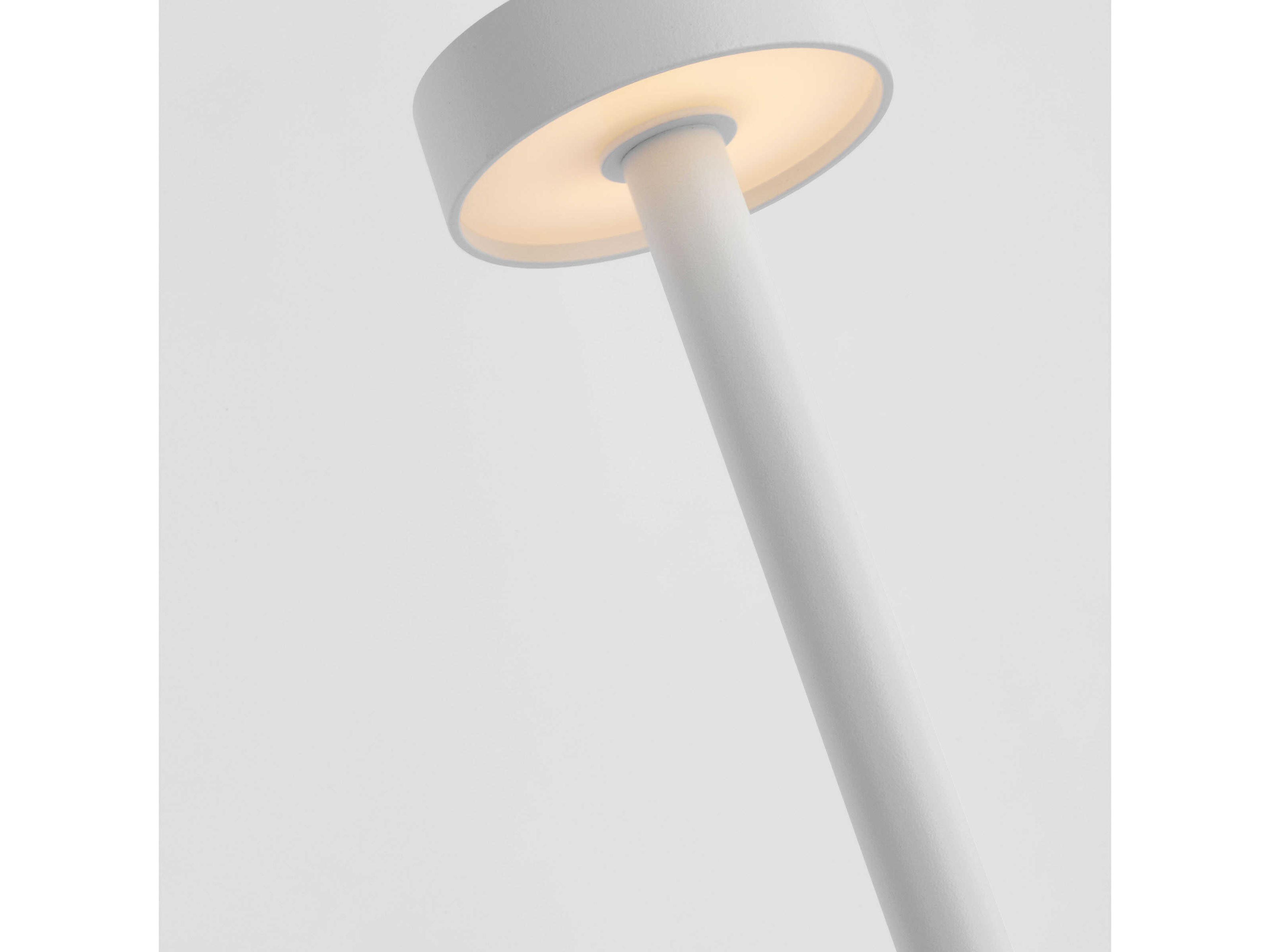 Visual Comfort Modern Moneta Matte White Table Lamp