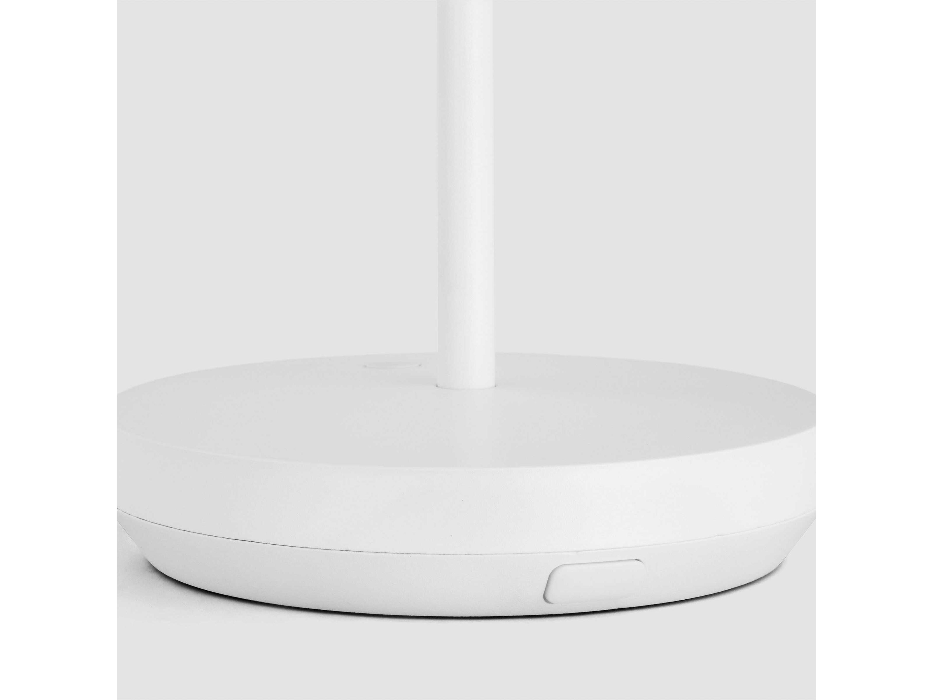 Visual Comfort Modern Doppia Matte White Table Lamp