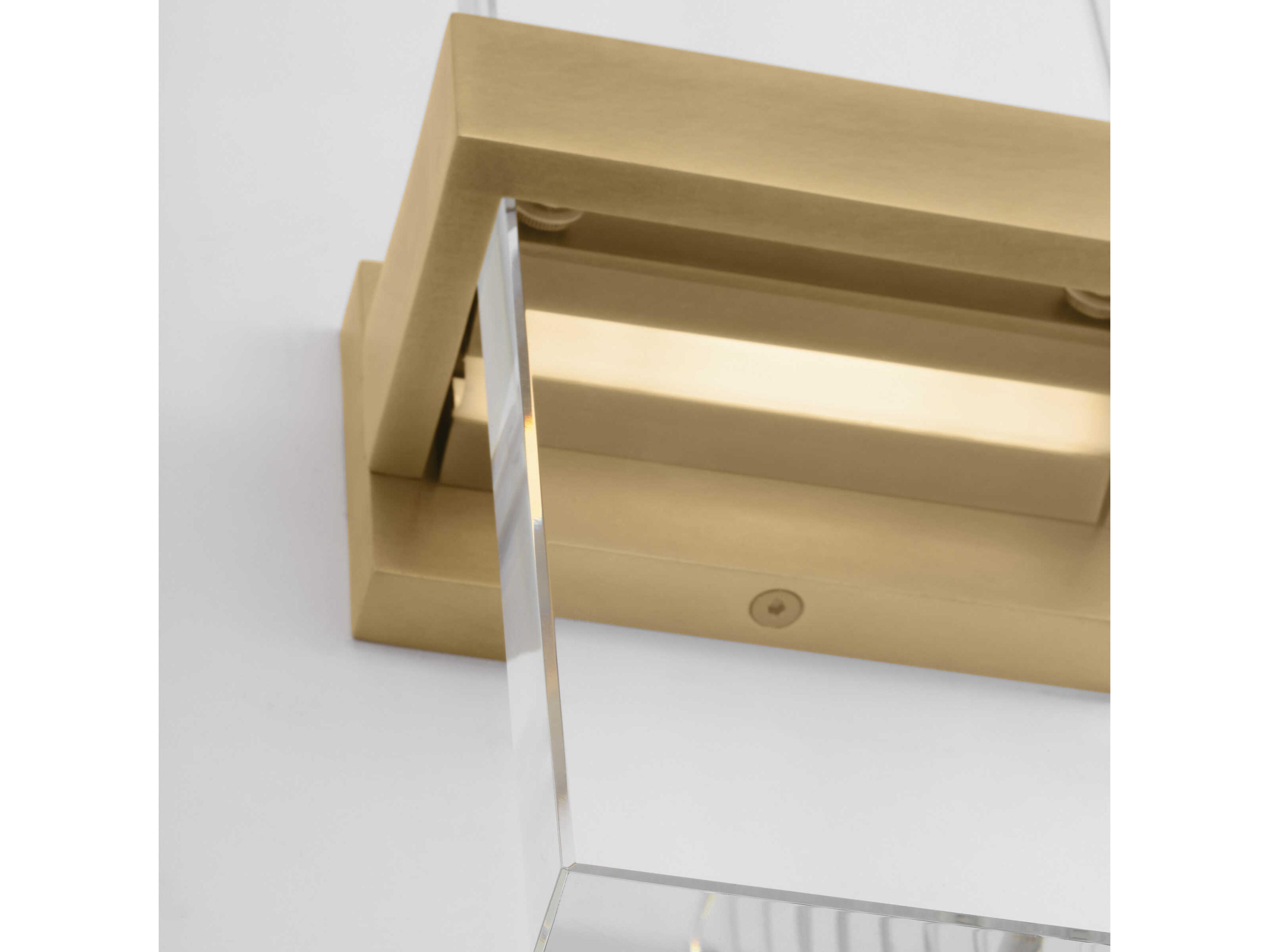 Visual Comfort Modern Flyta 1-Light Natural Brass Wall Sconce