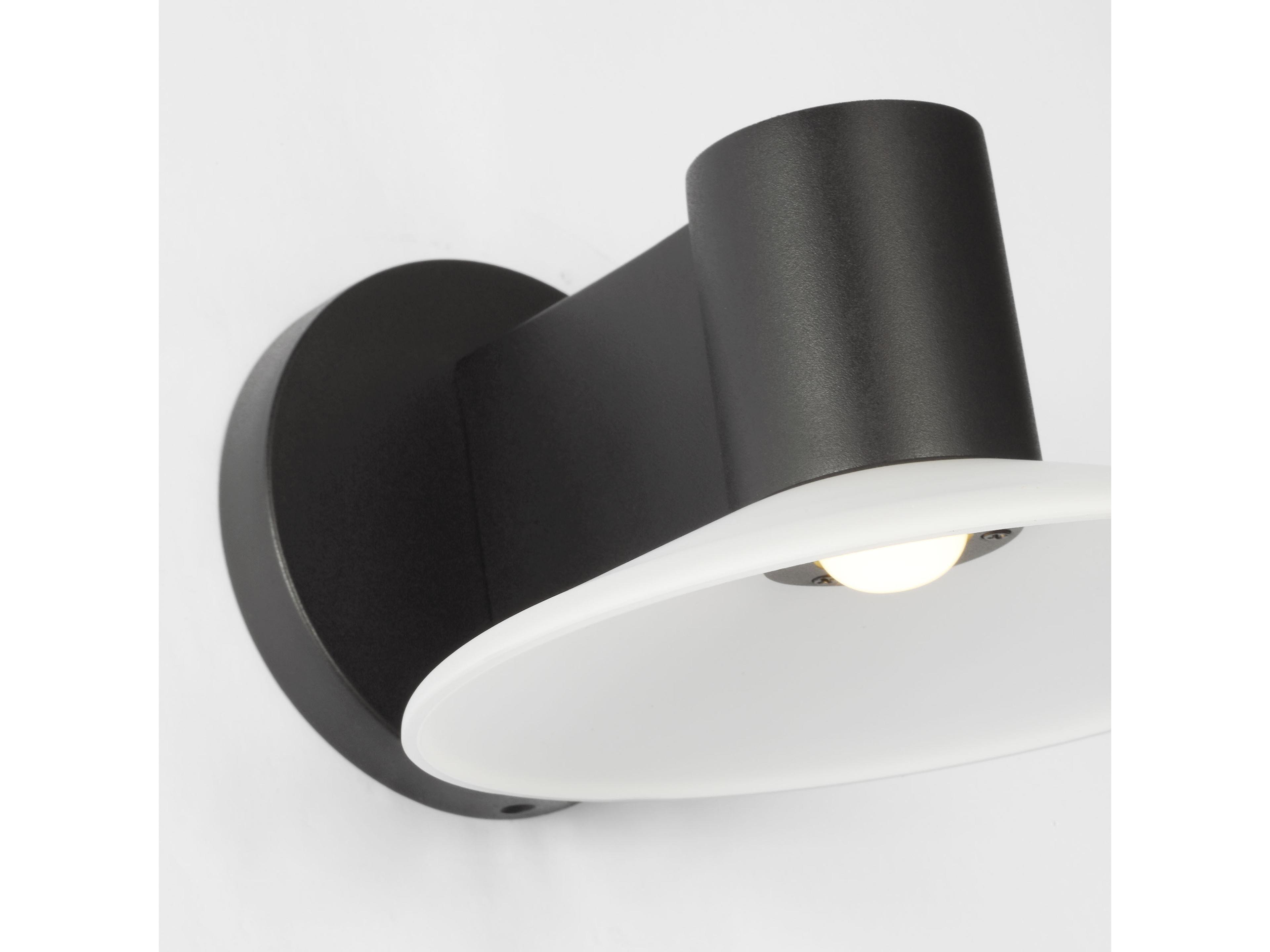 Visual Comfort Studio Focal 1-Light Outdoor Wall Light
