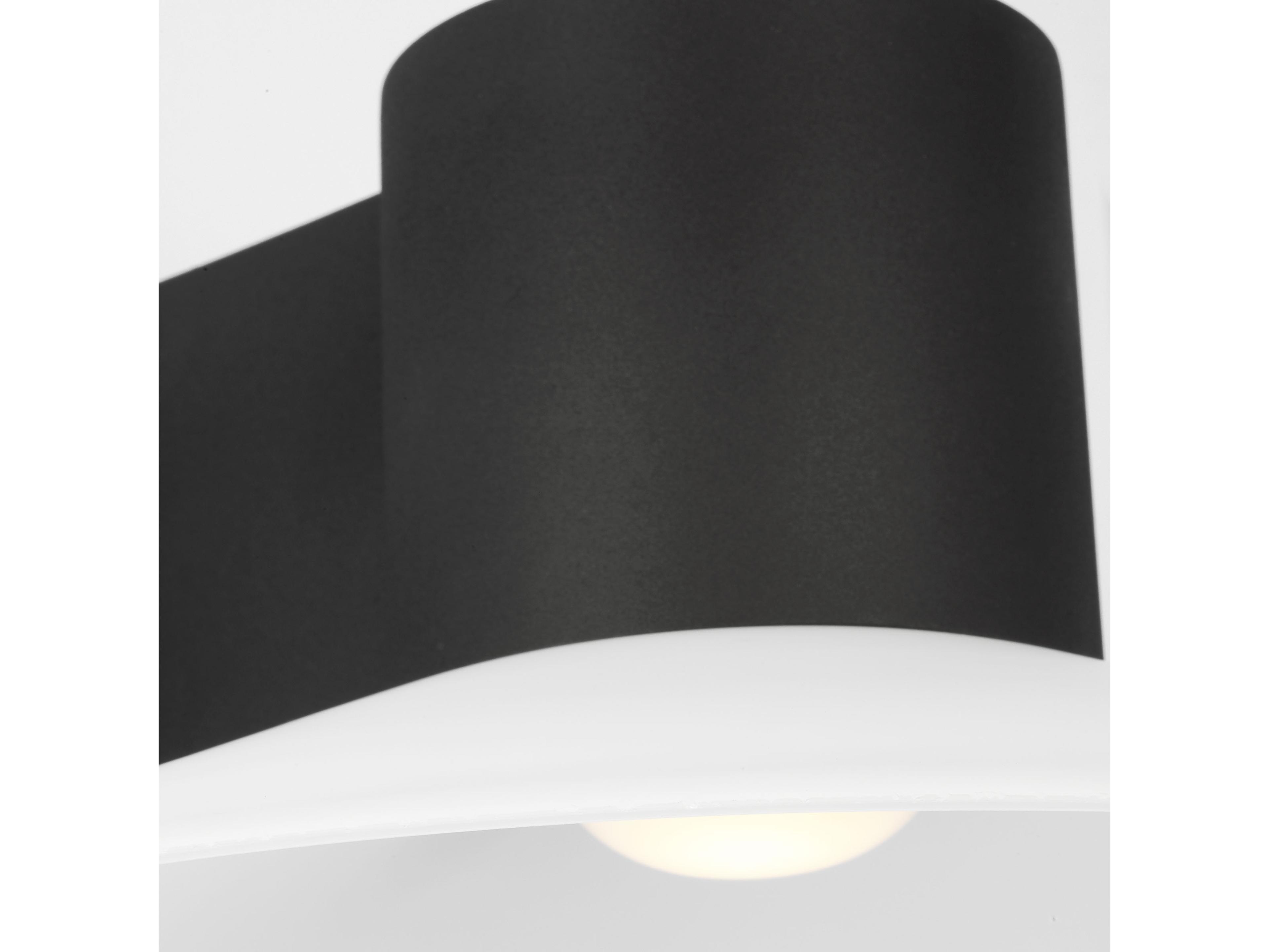 Visual Comfort Studio Focal 1-Light Outdoor Wall Light