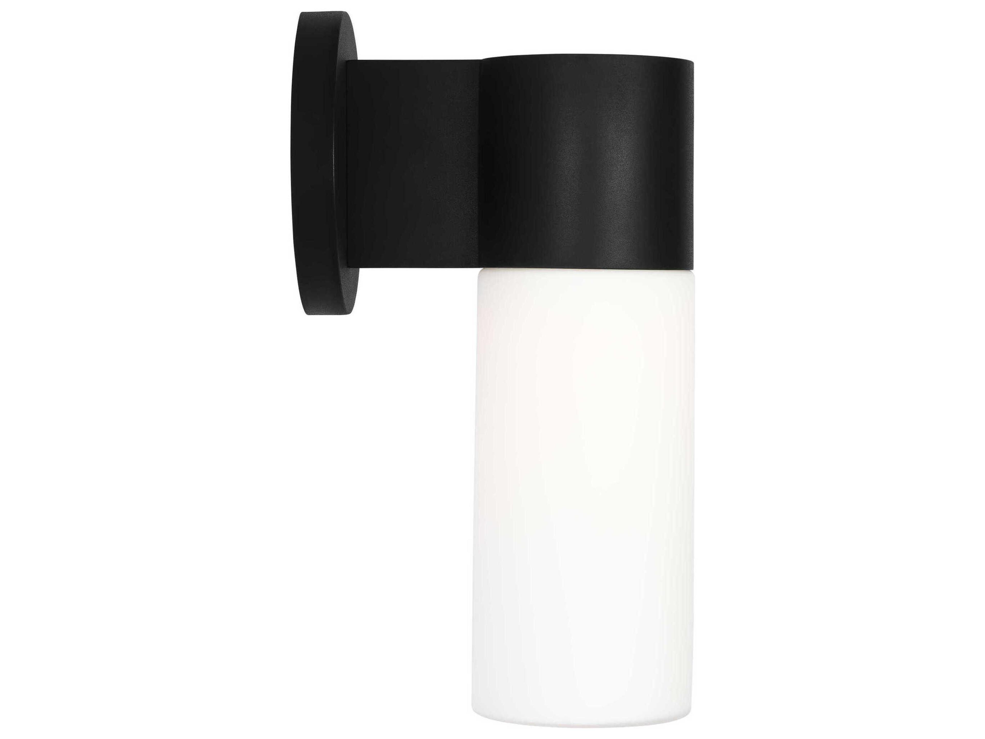 Visual Comfort Studio Focal 1-Light Outdoor Wall Light