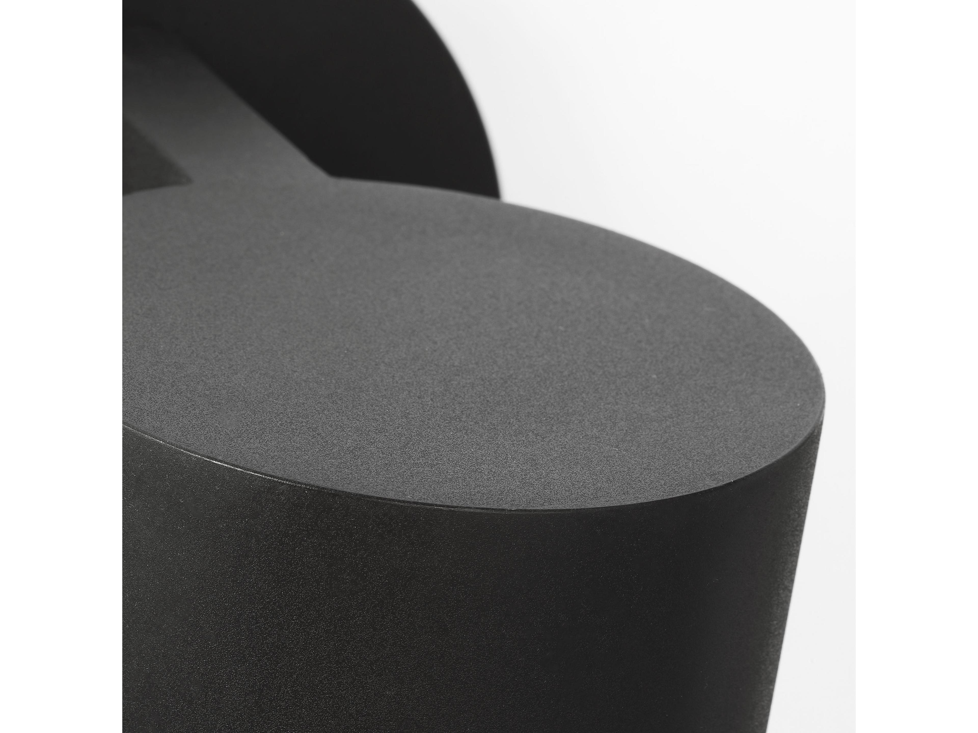 Visual Comfort Studio Focal 1-Light Outdoor Wall Light