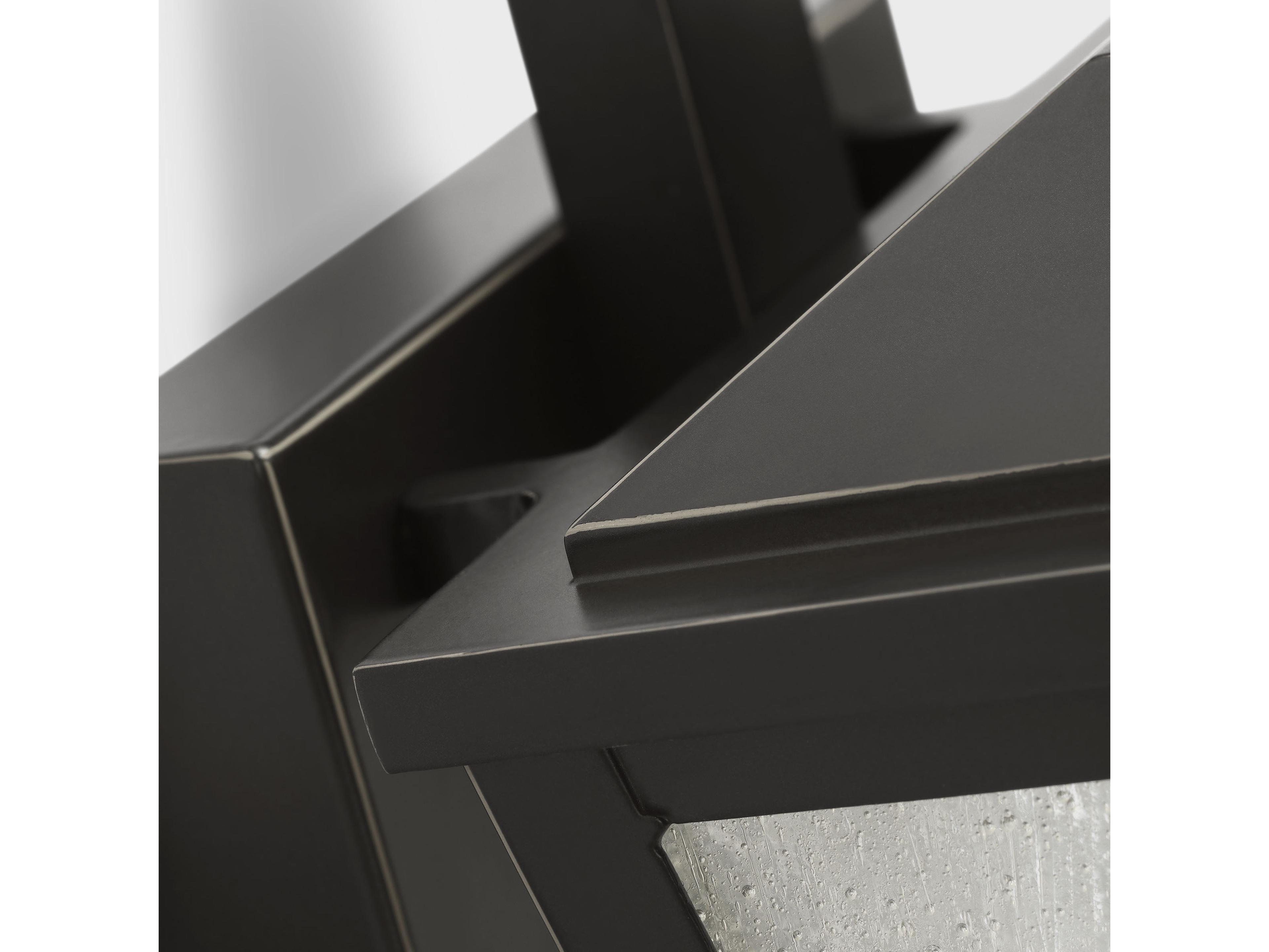 Visual Comfort Studio Kennewick 1-Light Outdoor Wall Light