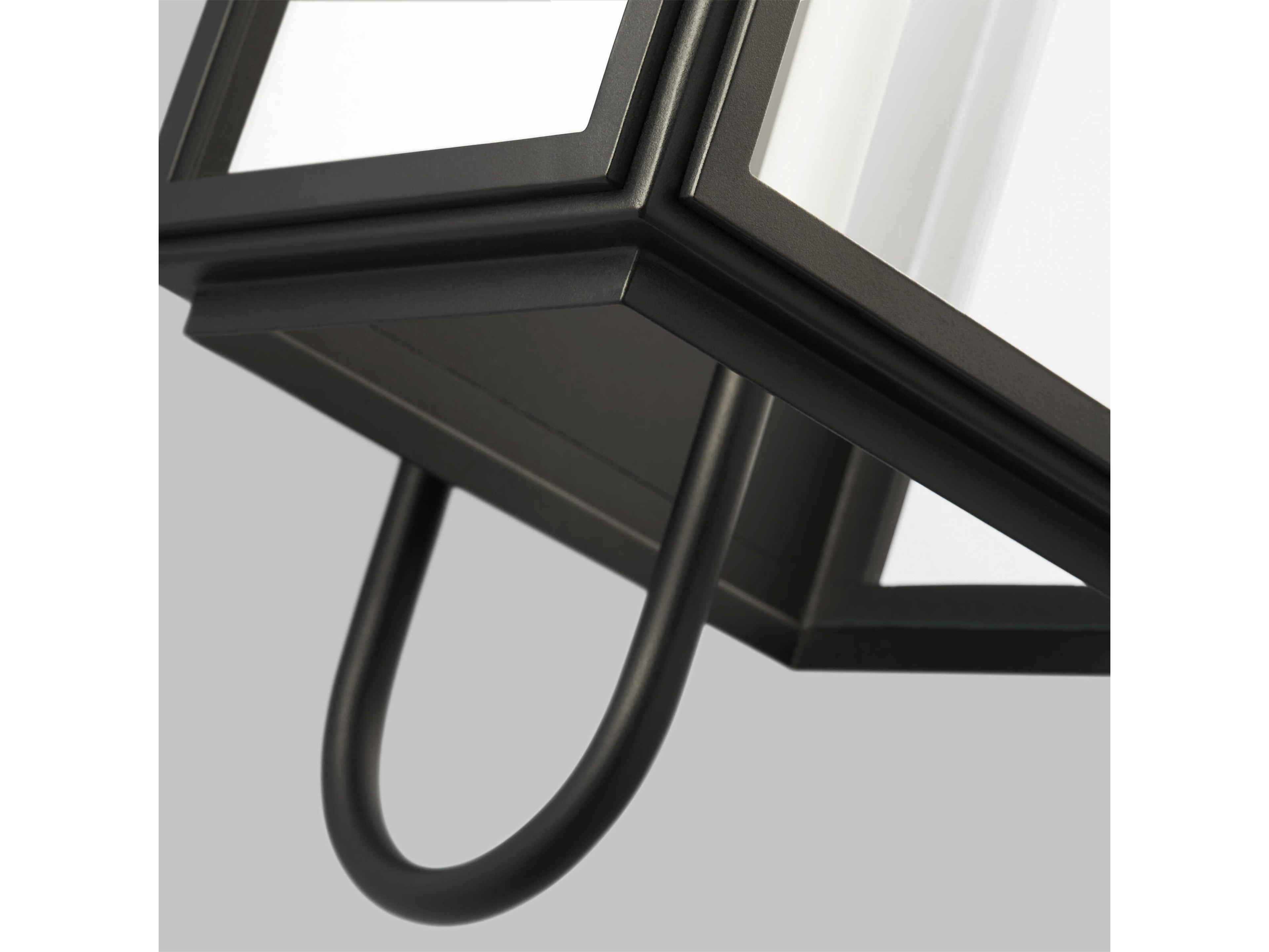 Visual Comfort Studio Edgar 1-Light Outdoor Wall Light