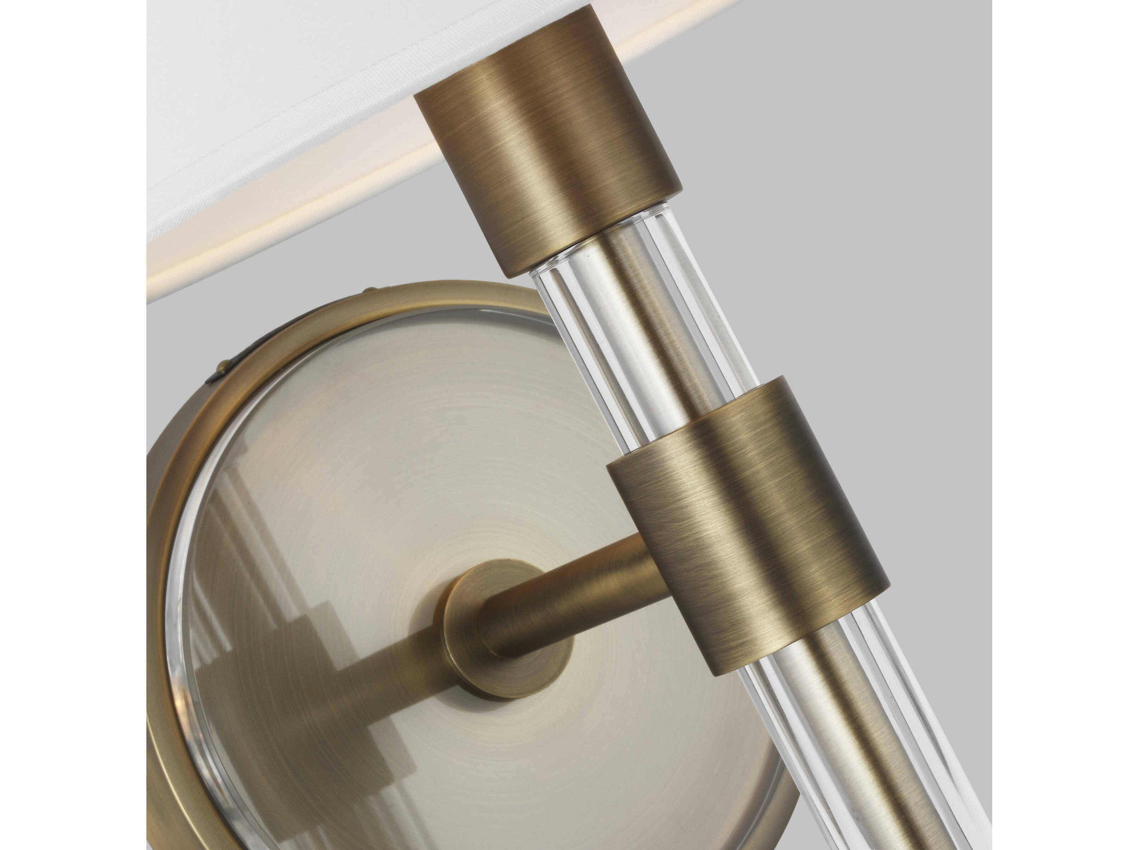 Visual Comfort Studio Robert 1-Light Time Worn Brass Wall Sconce