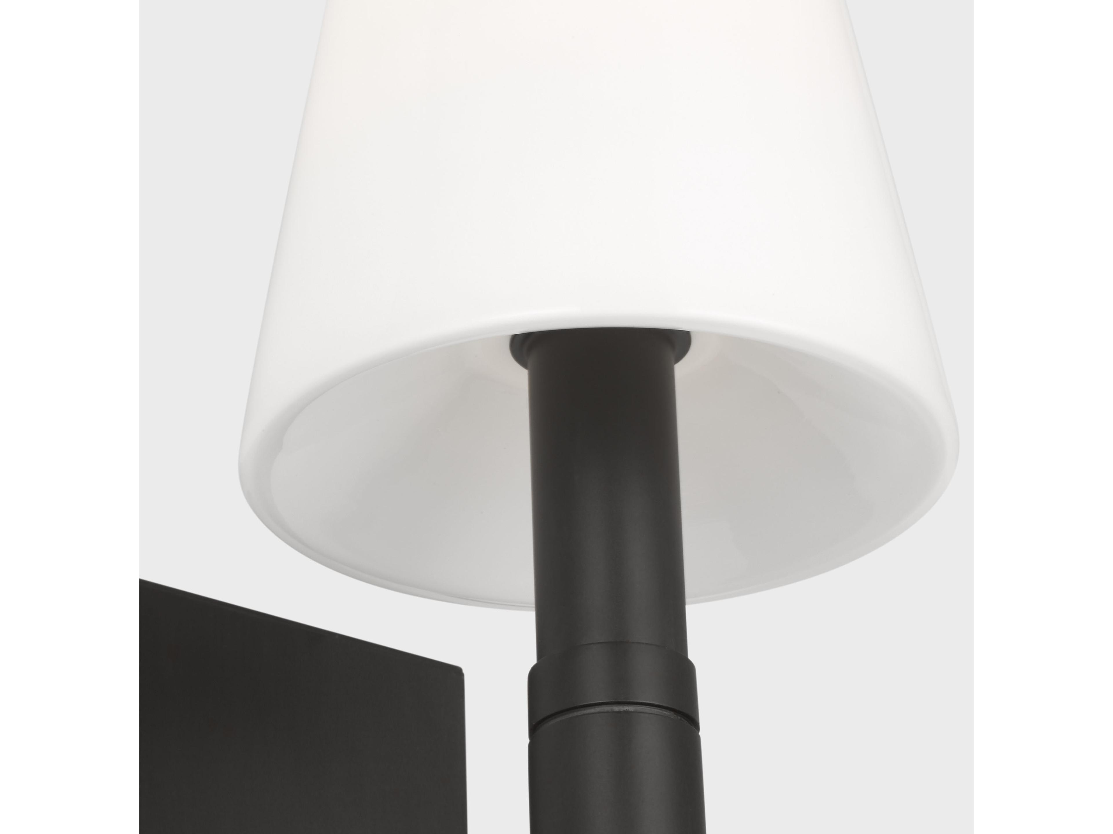 Visual Comfort Studio Beckham Classic 1-Light Aged Iron Black Wall Sconce