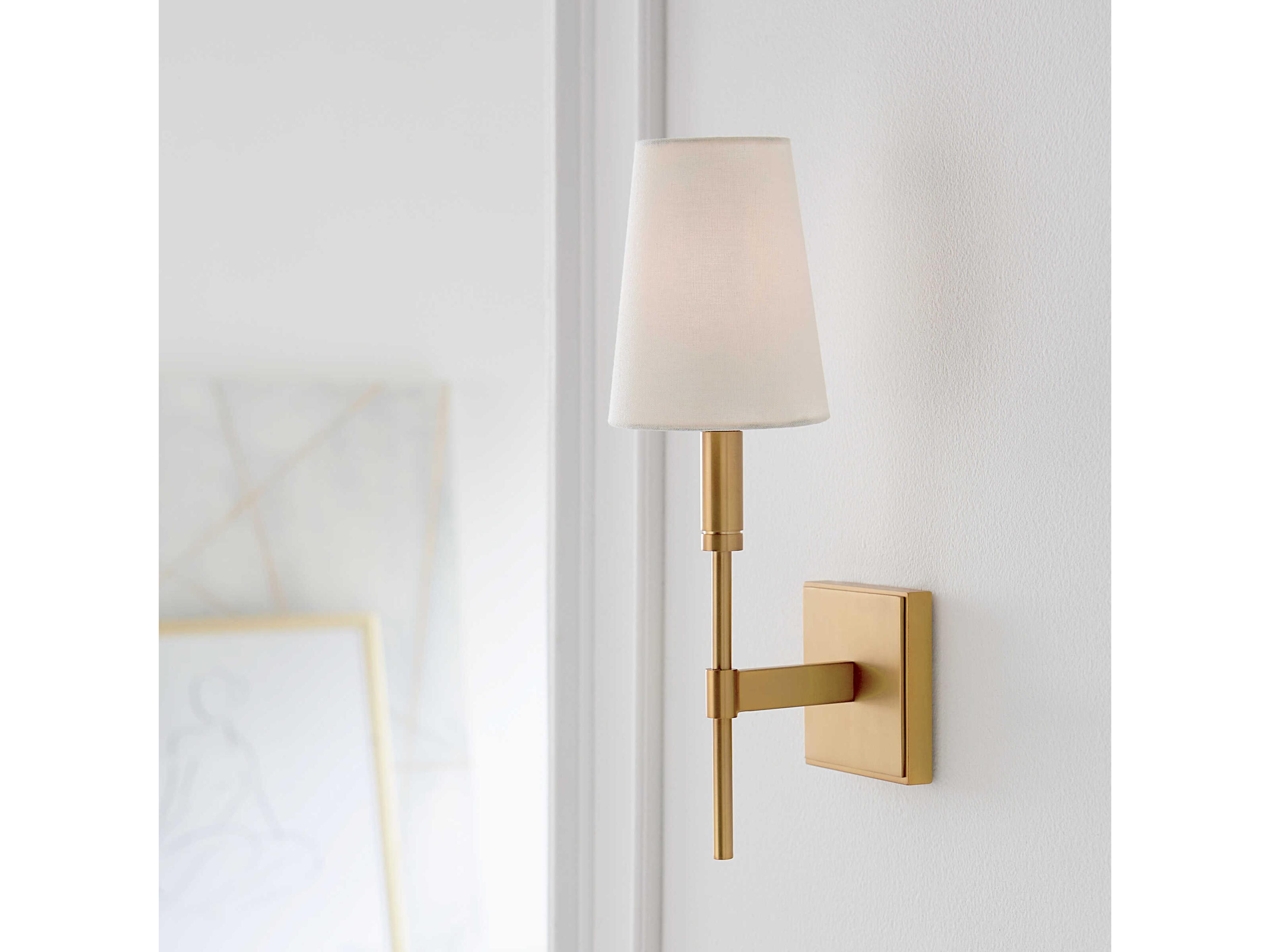 Visual Comfort Studio Beckham Classic 1-Light Burnished Brass Wall Sconce