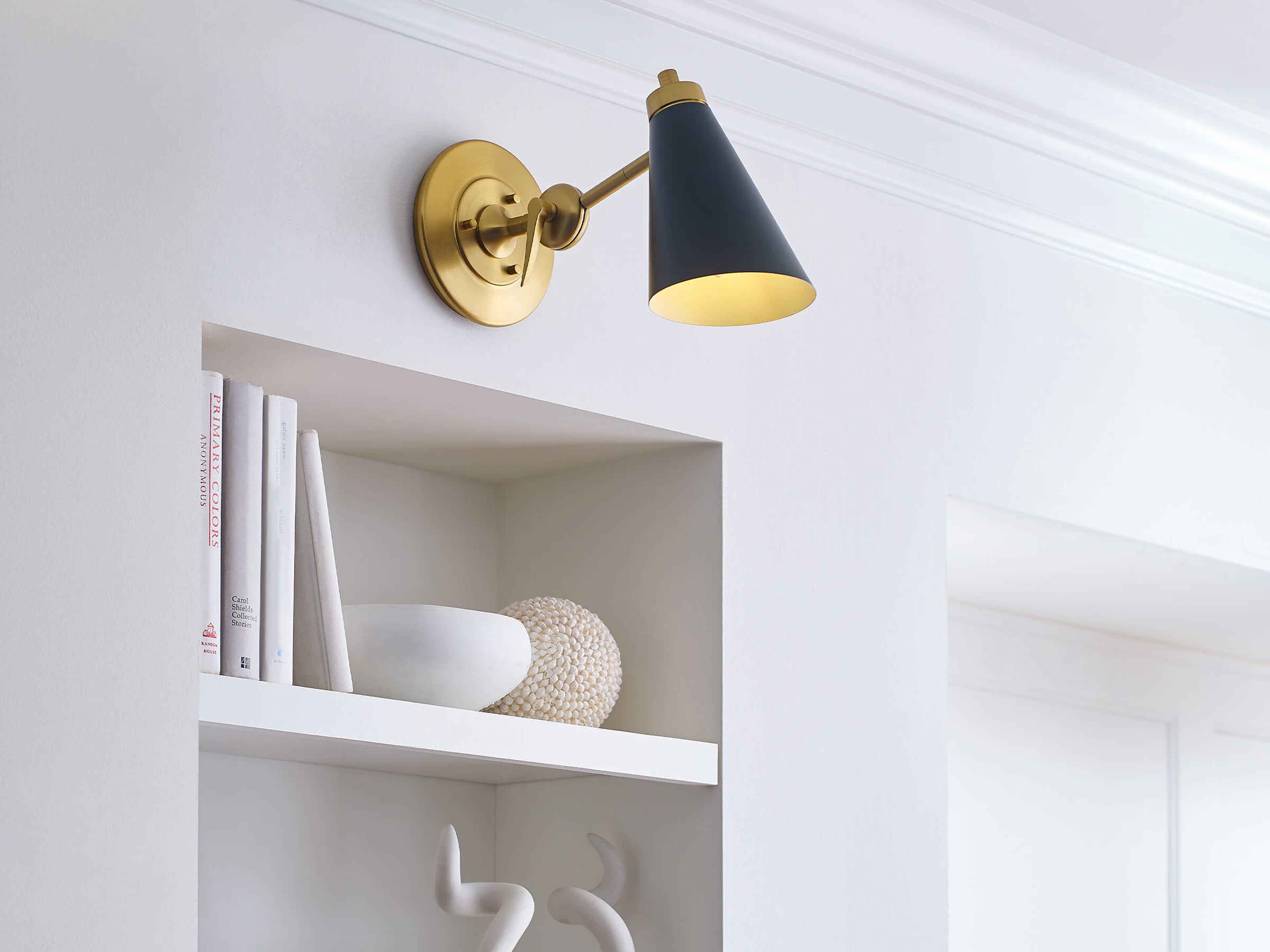 Visual Comfort Studio Signoret 1-Light Burnished Brass Wall Sconce