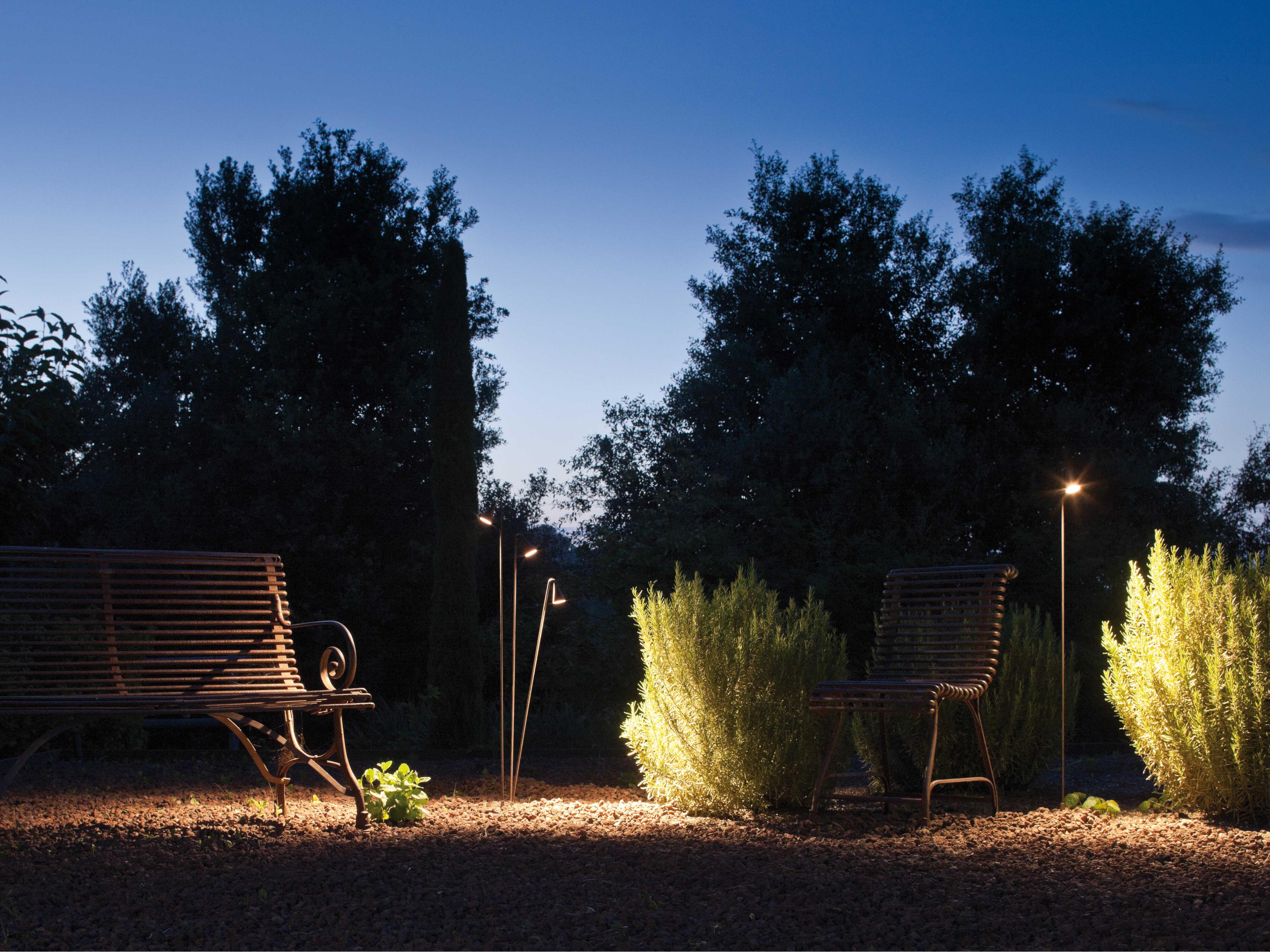 Vibia Brisa 3-Light Outdoor Path Light