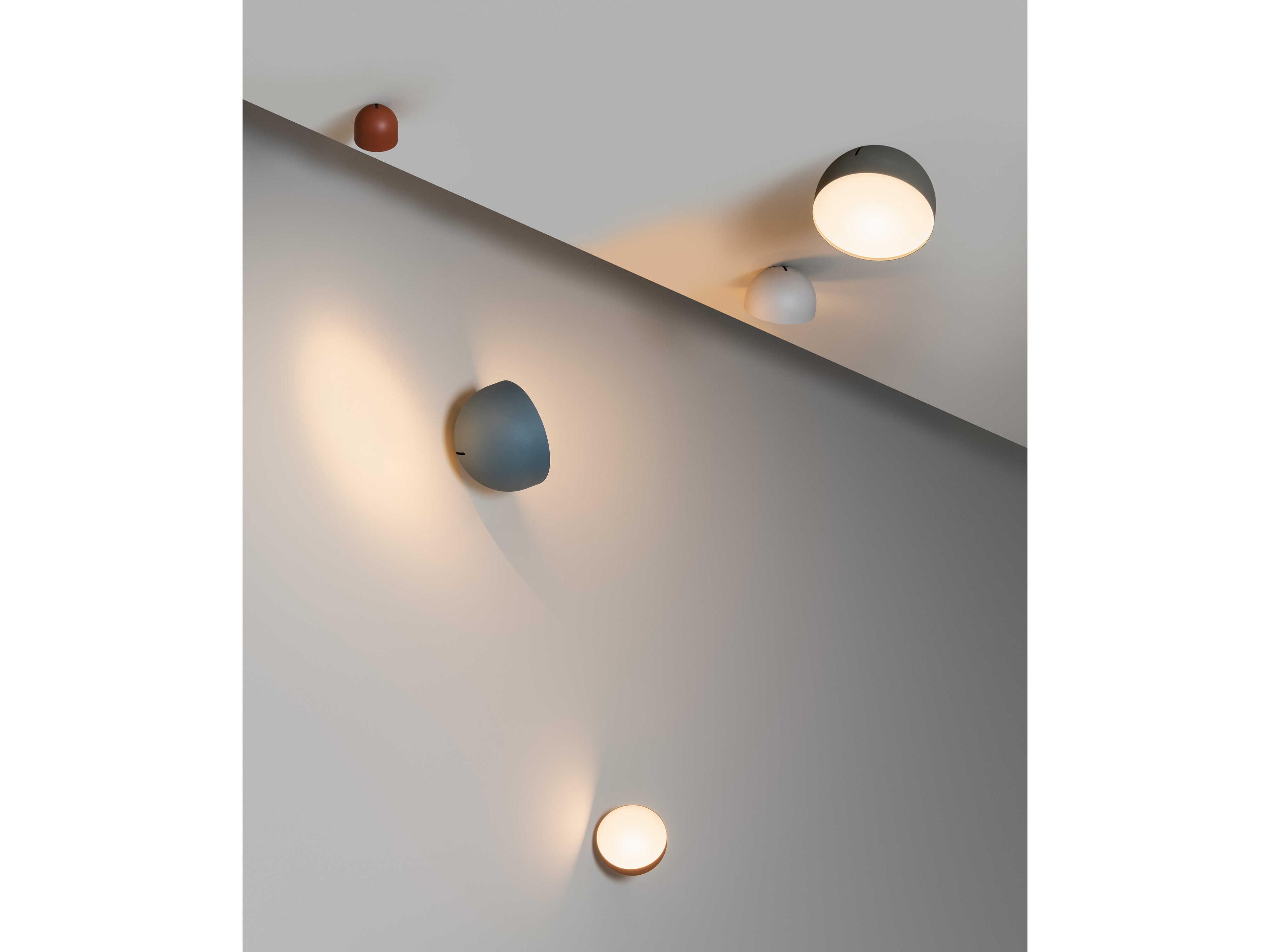 Vibia Plusminus Solo 1-Light Black Dome Flush Mount