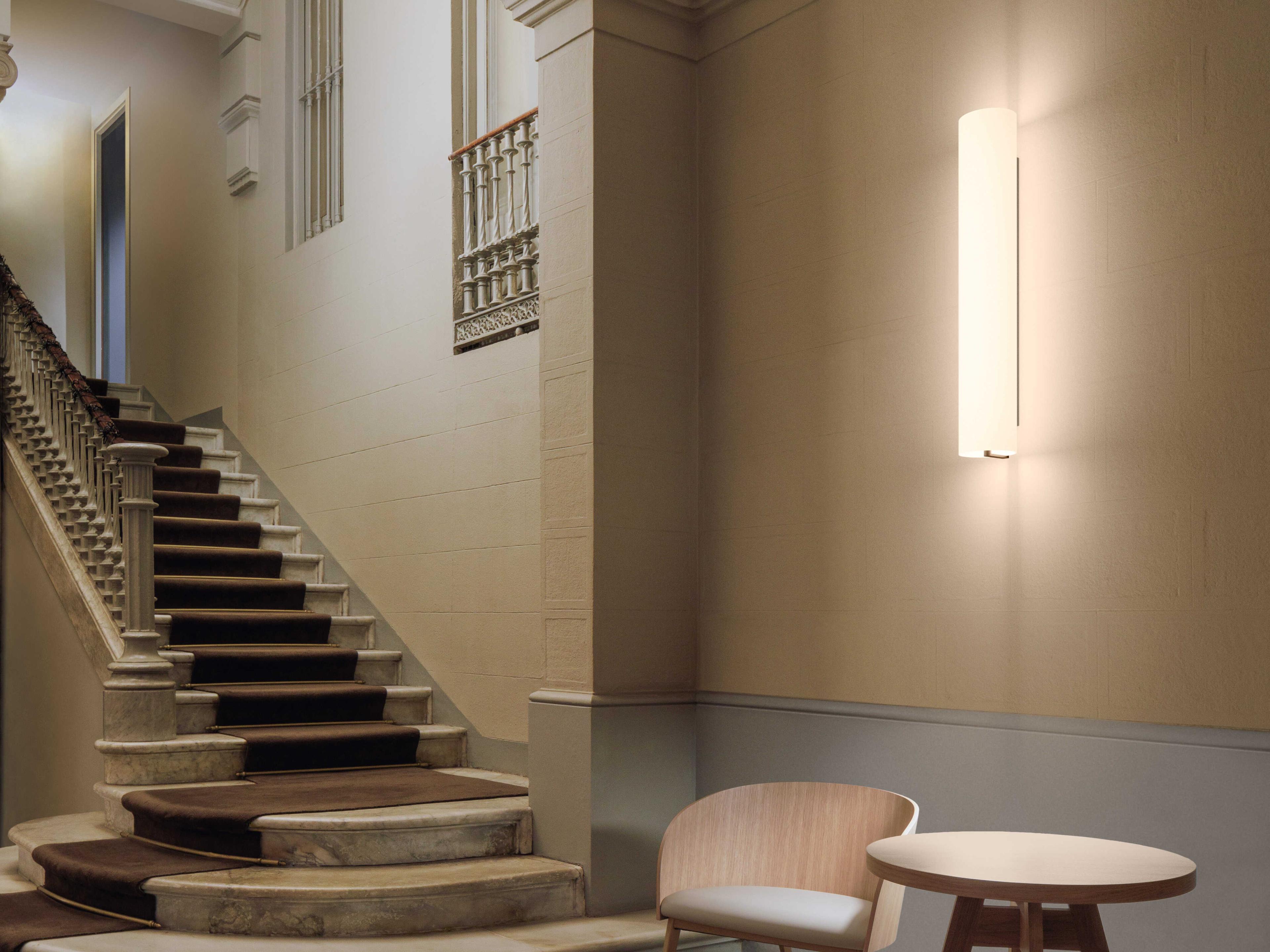 Vibia Kontorno 1-Light Black Wall Sconce