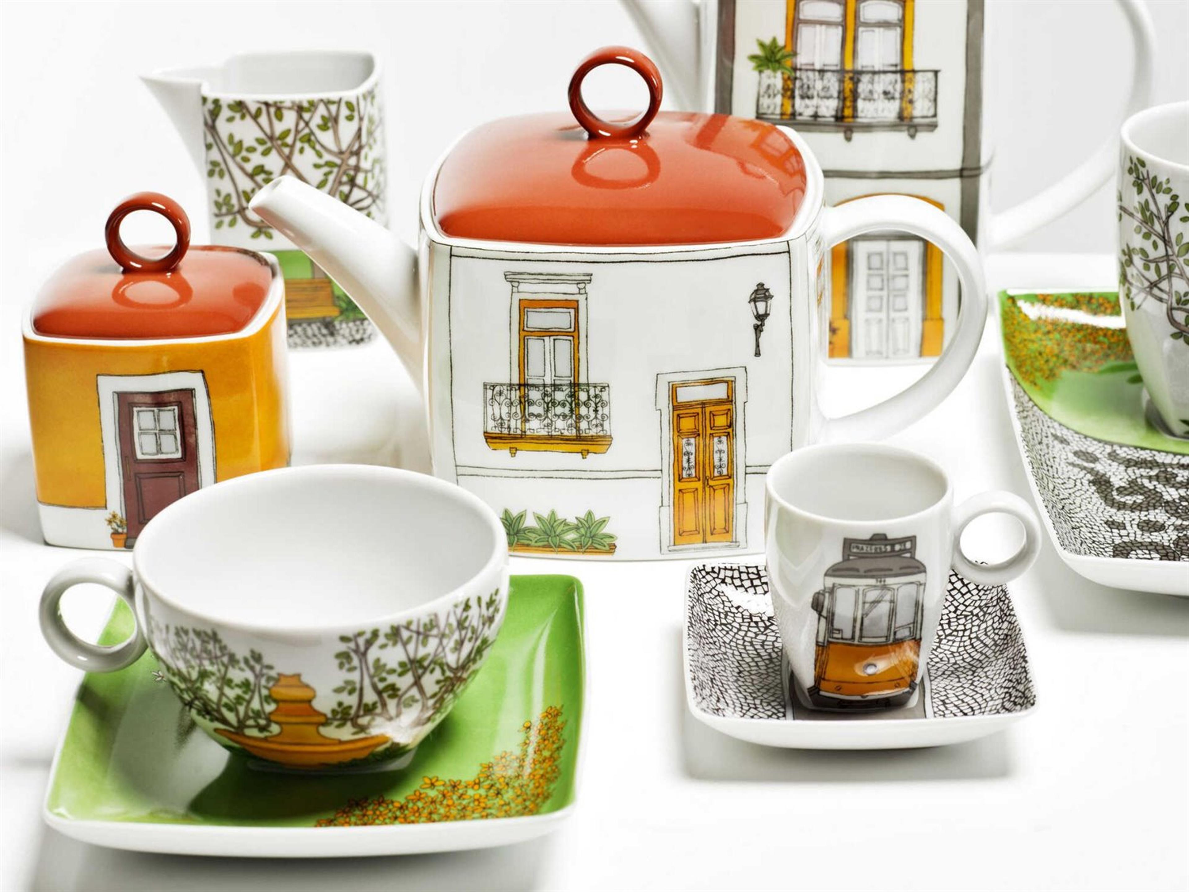 Vista Alegre Alma De Lisboa Tea Cup and Saucer Set of 2