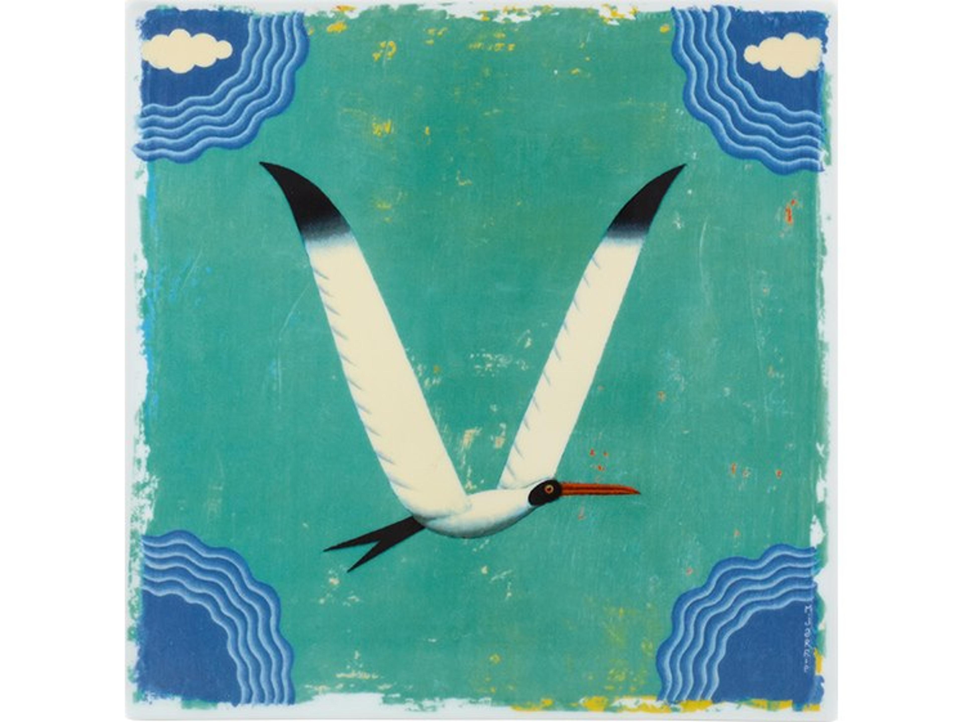 Vida Porcelain Plaque Letter V