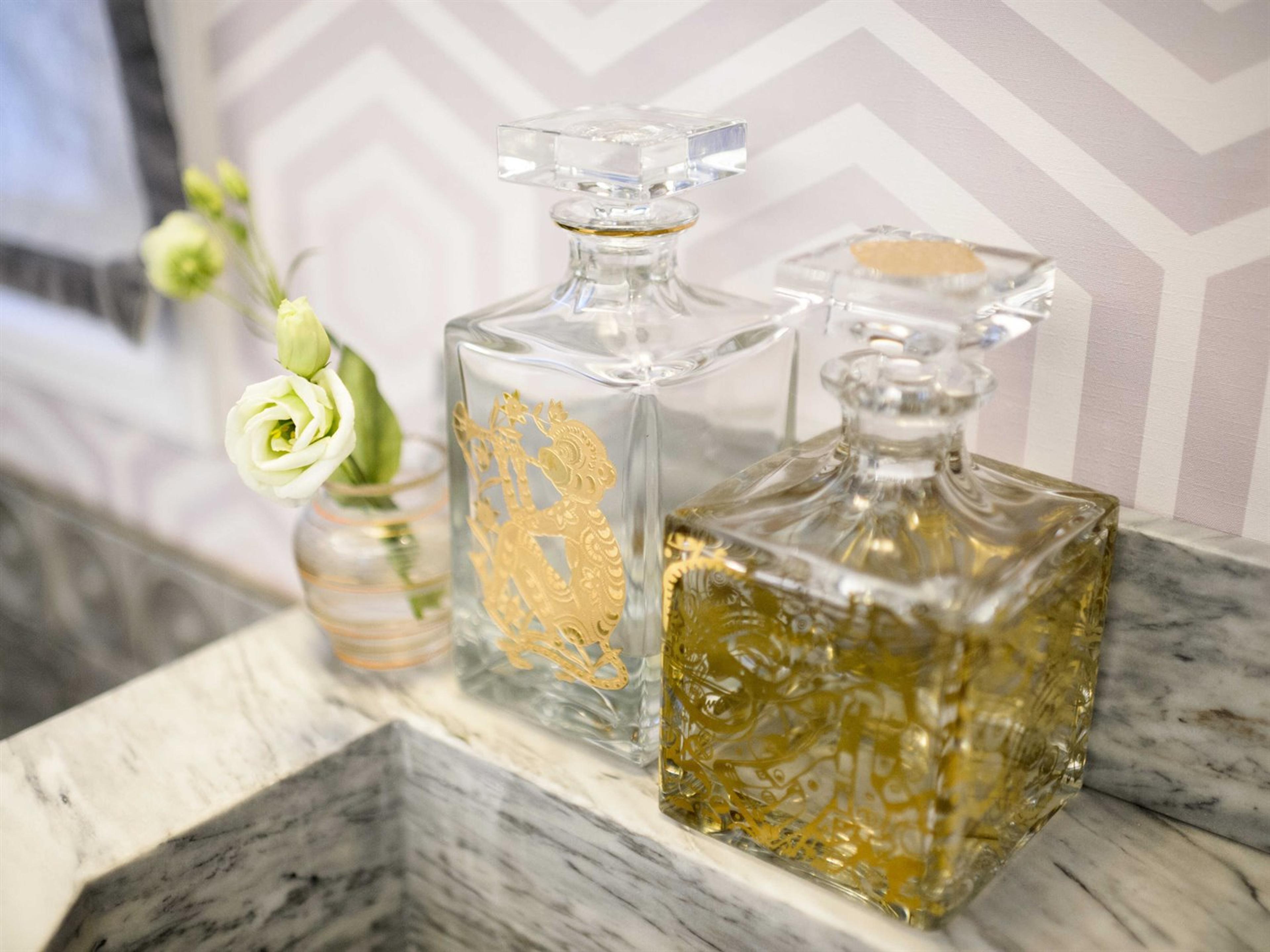 Vista Alegre Cronos Whisky Decanter