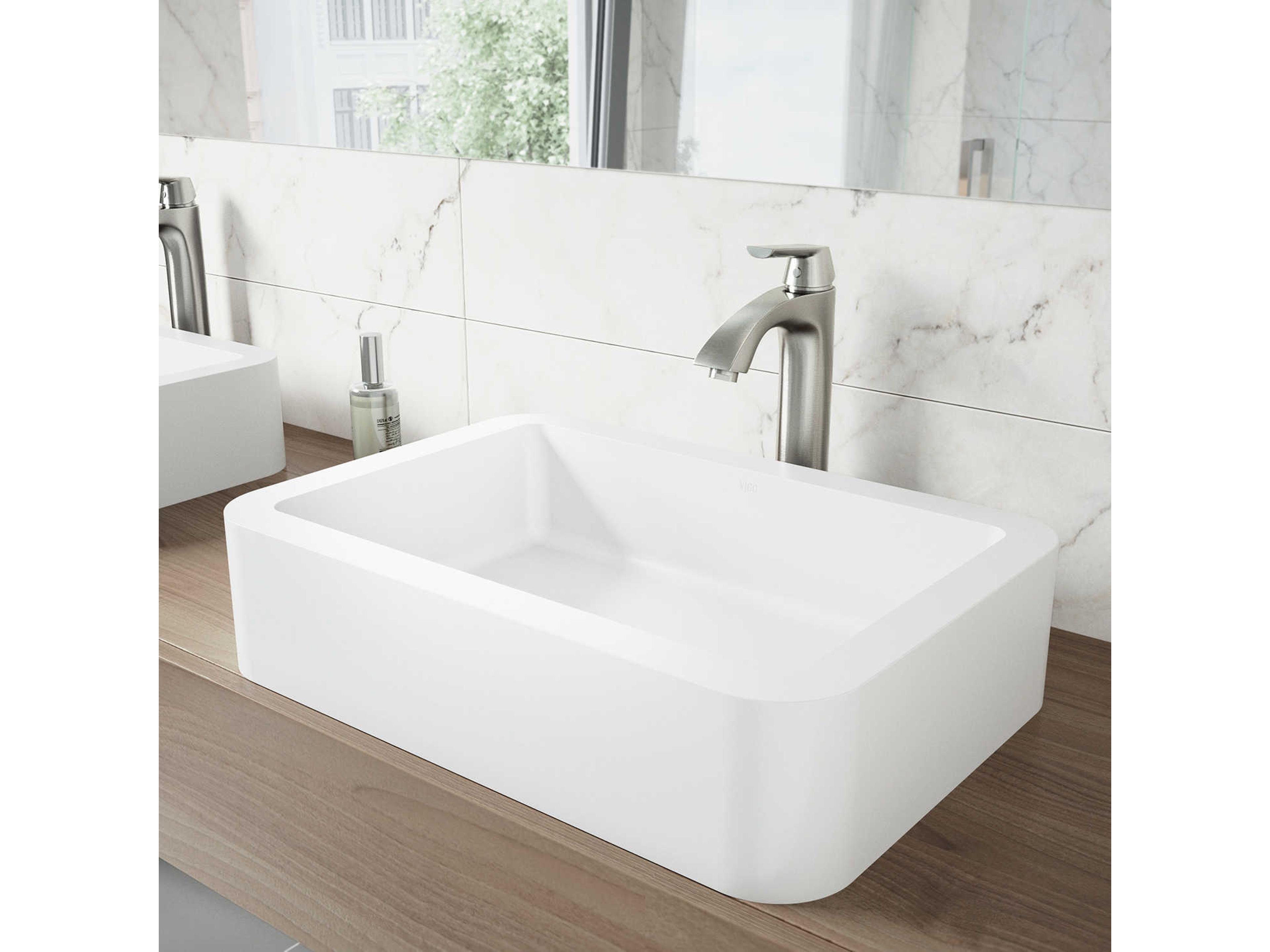 Vigo Linus Brushed Nickel 1-Handle Vessel Bathroom Faucet