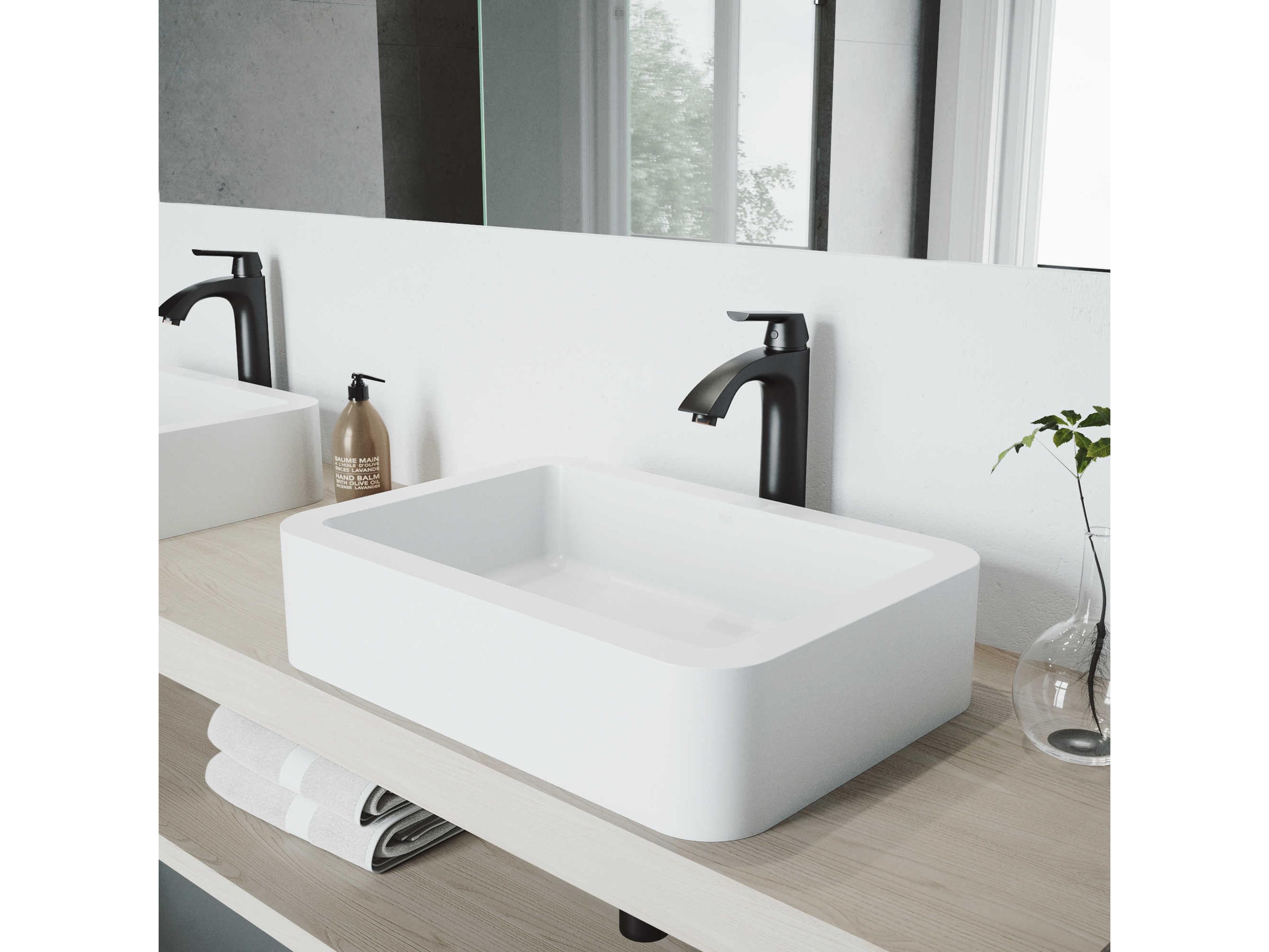 Vigo Linus Matte Black 1-Handle Vessel Bathroom Faucet