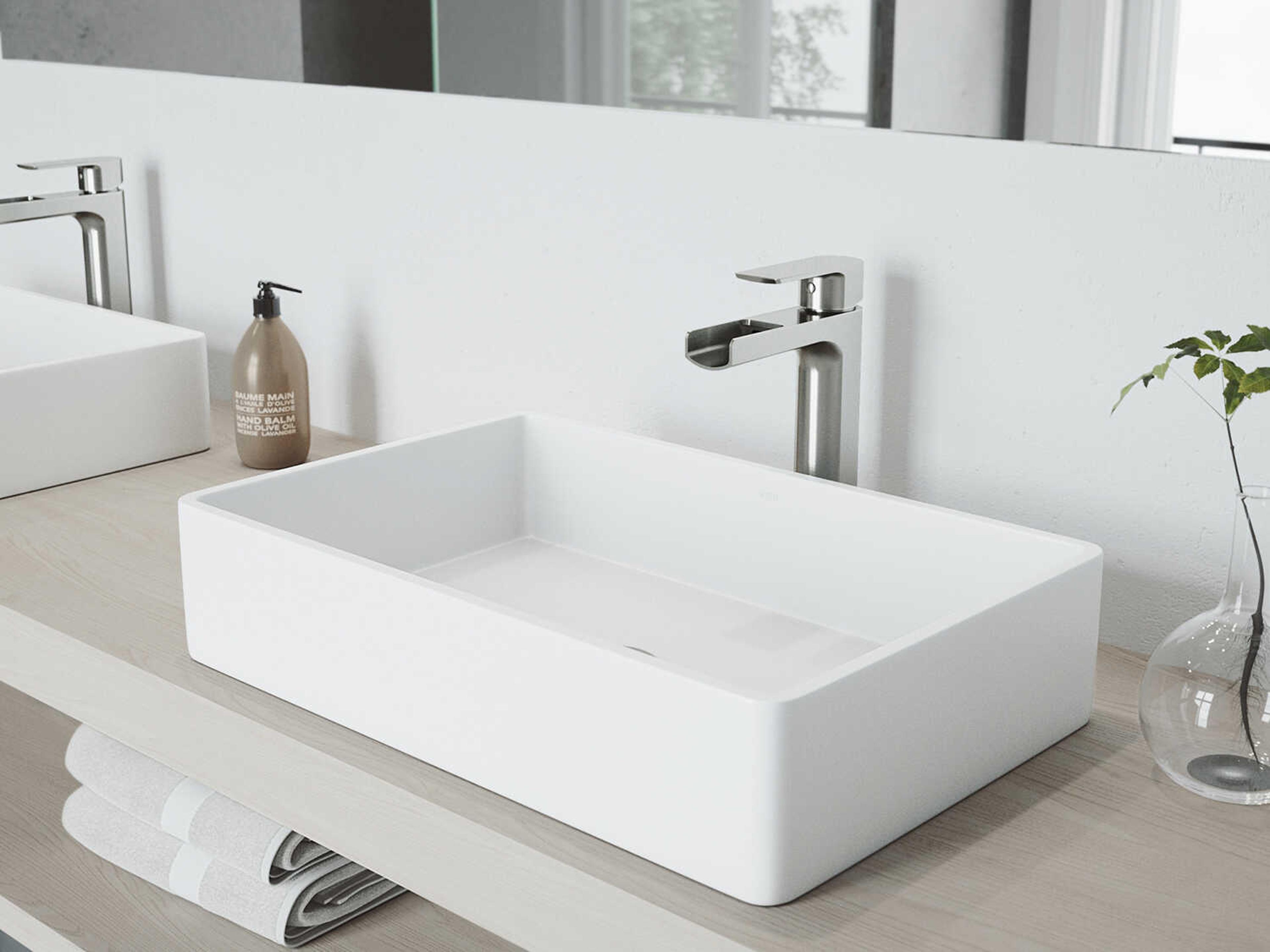 Vigo Amada Brushed Nickel 1-Handle Waterfall Vessel Bathroom Faucet