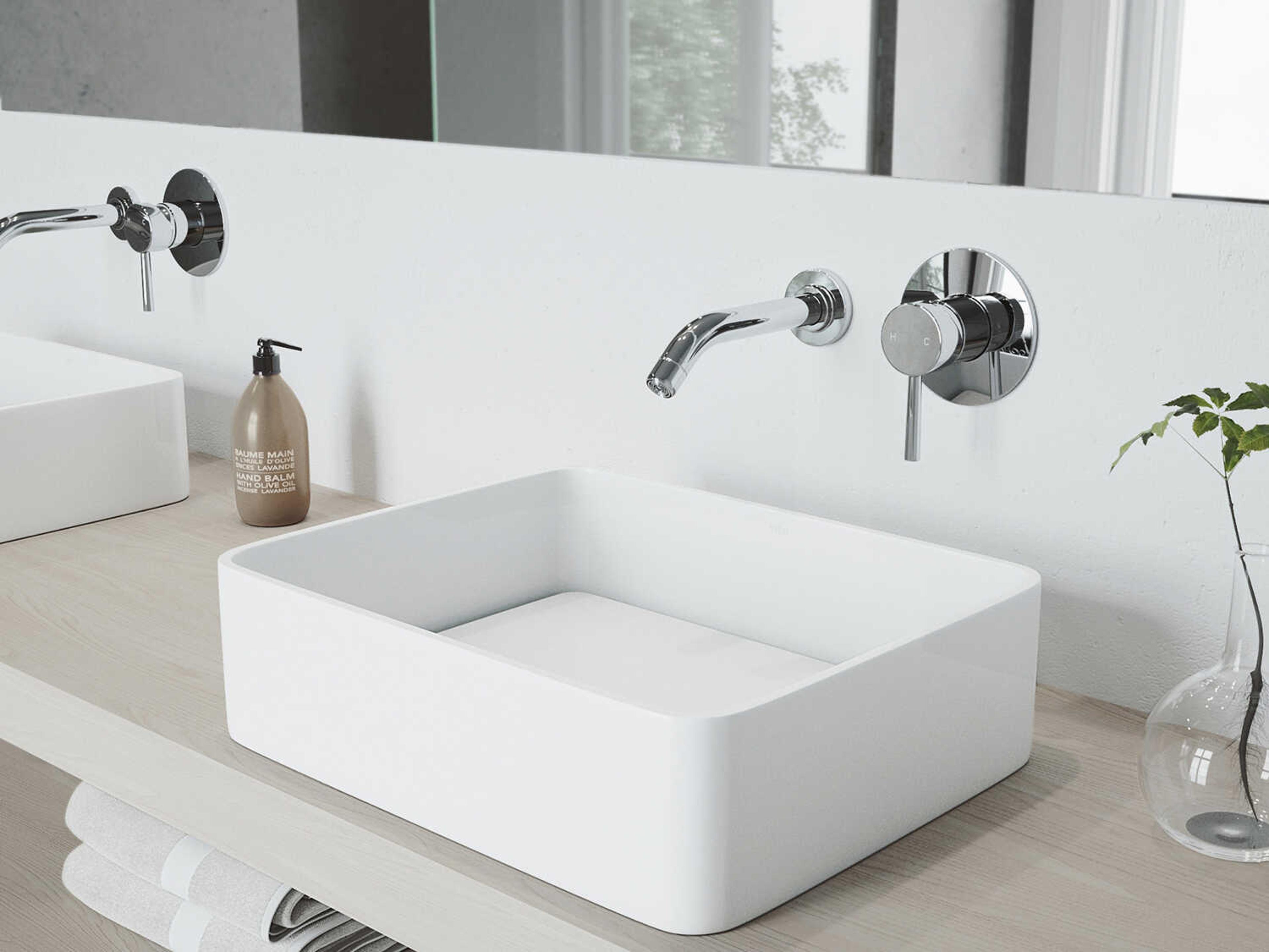 Vigo Olus Chrome 1-Handle Wall-Mount Bathroom Faucet