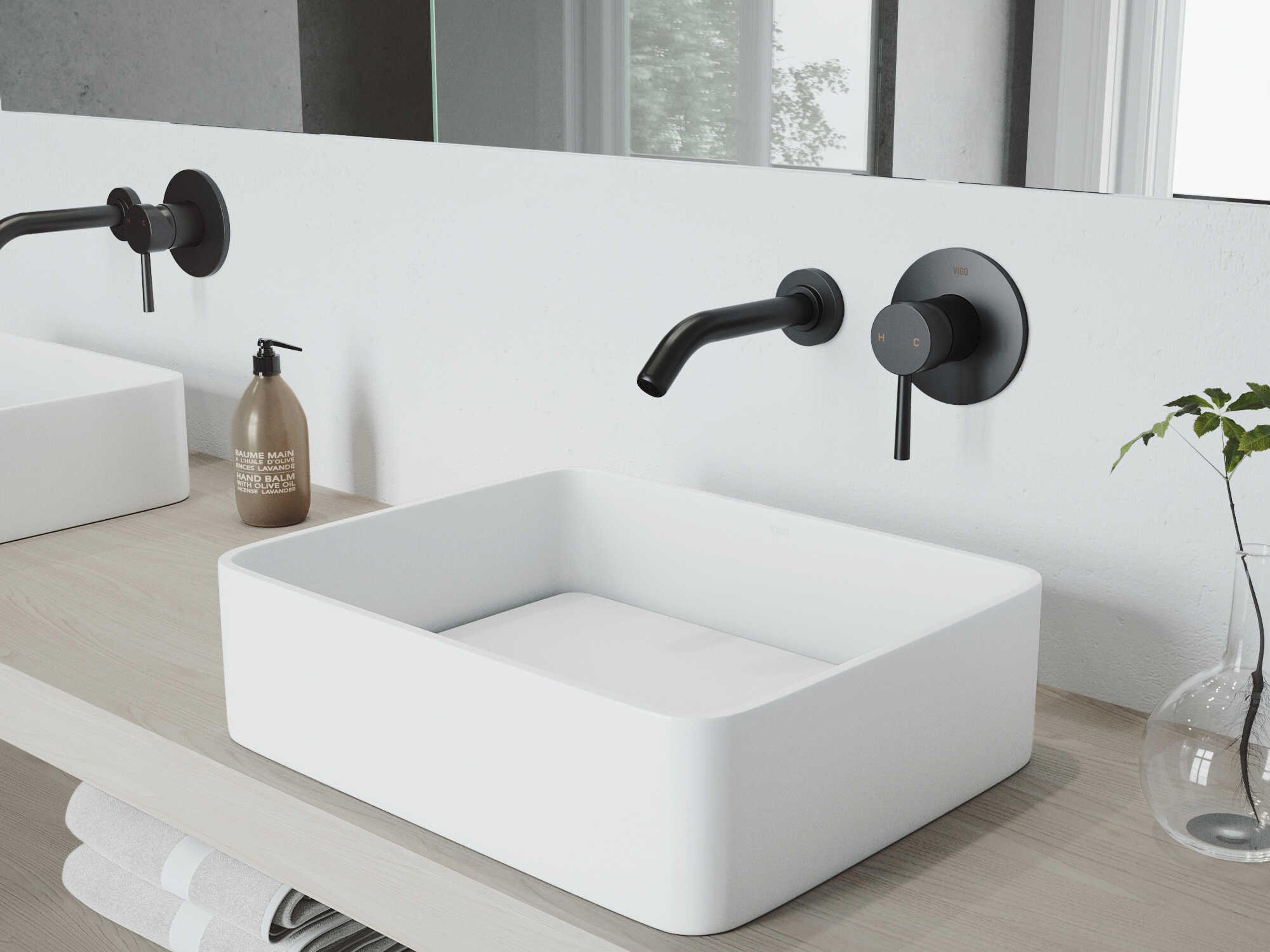 Vigo Olus Matte Black 1-Handle Wall-Mount Bathroom Faucet