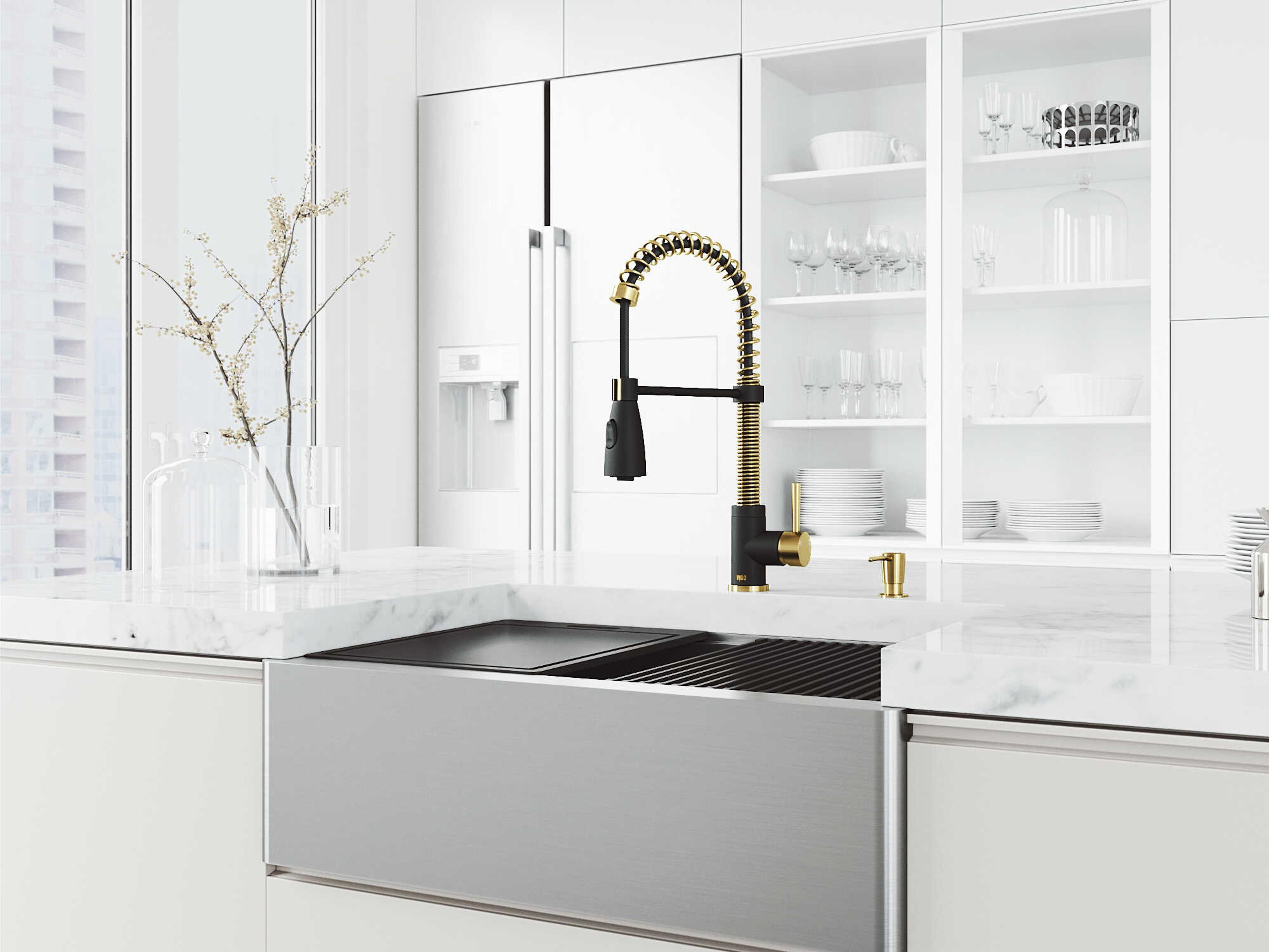 Vigo Oxford Stainless Steel 30" Rectangular Single-Bowl Farmhouse Kitchen Sink with Matte Gold / Matte Black Brant Faucet