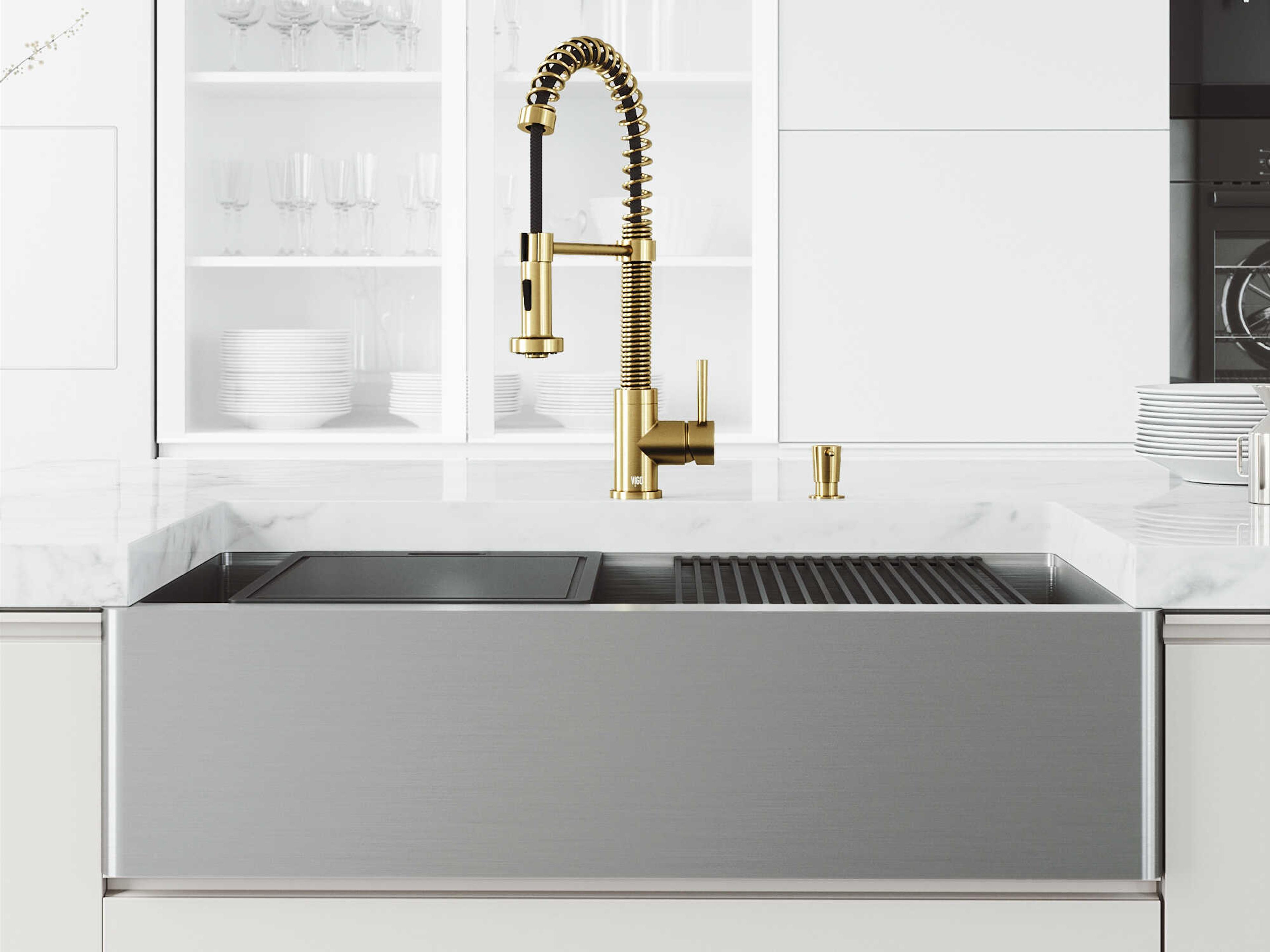 Vigo Oxford Stainless Steel 36" Rectangular Single-Bowl Undermount Flat-Front Farmhouse Kitchen Sink with Matte Gold Pull-Down Sprayer Edison Faucet, Soap Dispenser and Grid