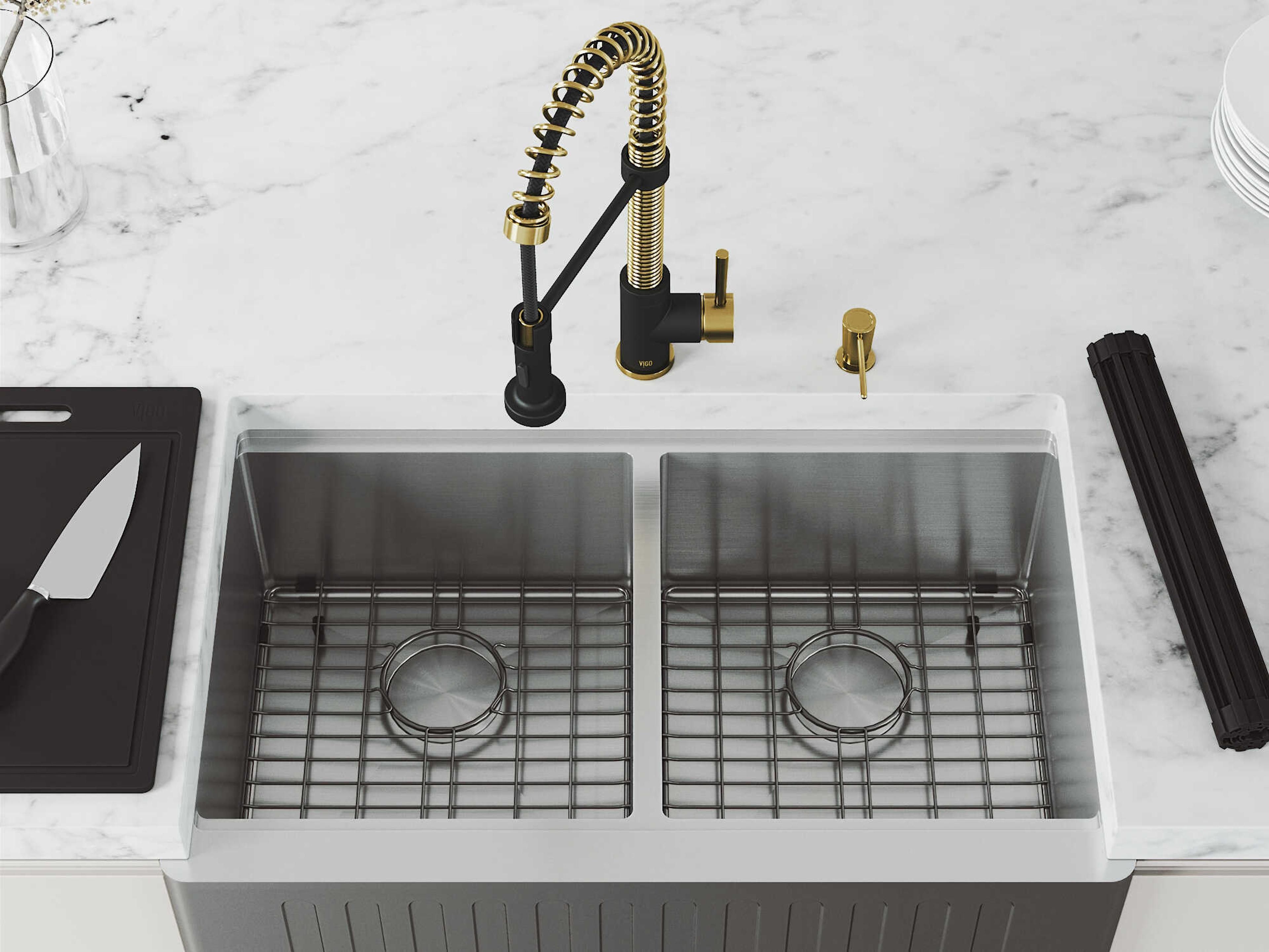 Vigo Oxford Stainless Steel 33" Rectangular Double-Bowl Farmhouse Kitchen Sink with Matte Gold / Matte Black Faucet