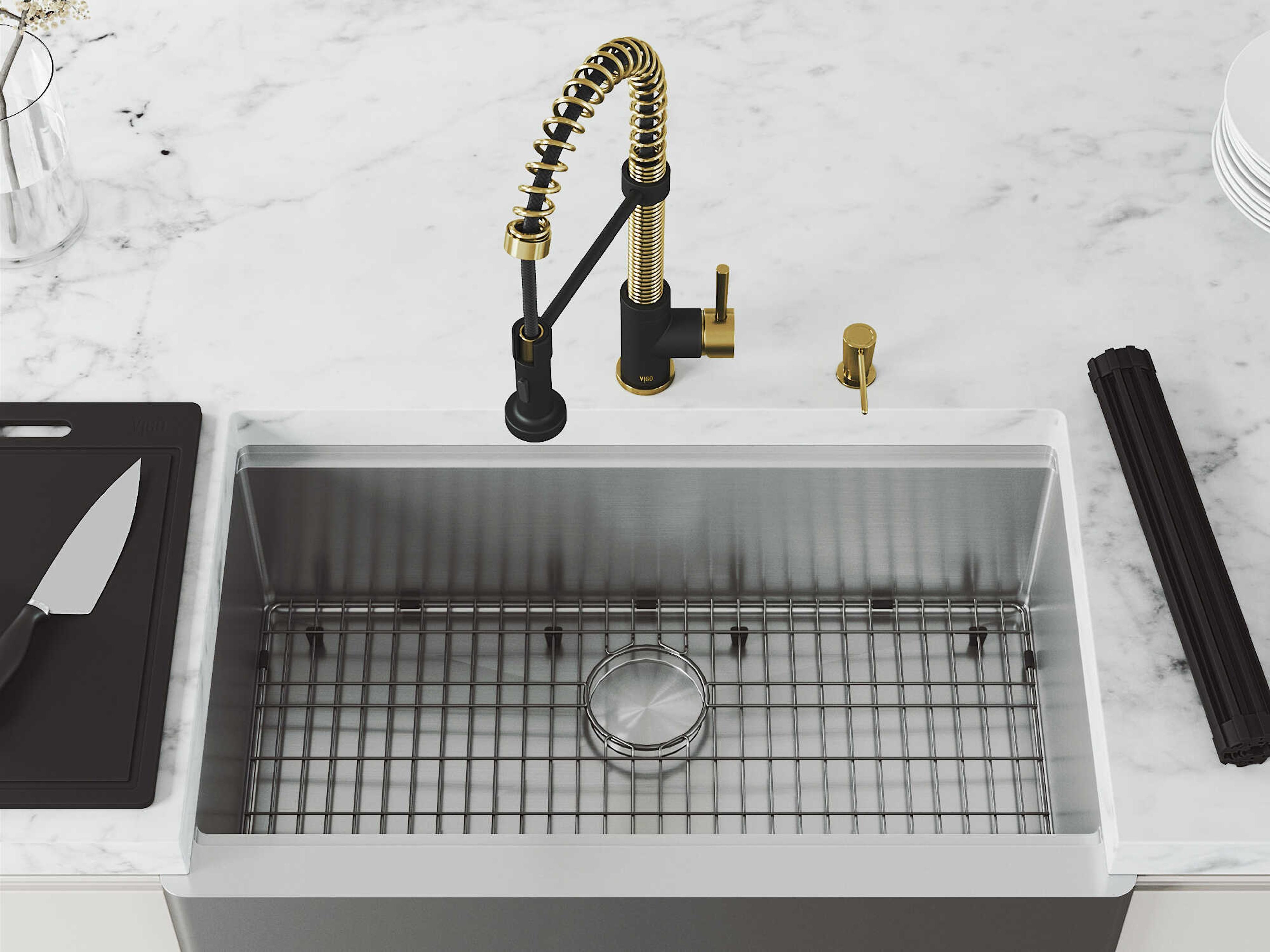 Vigo Oxford Stainless Steel 33" Rectangular Single-Bowl Farmhouse Kitchen Sink with Matte Gold / Matte Black Faucet