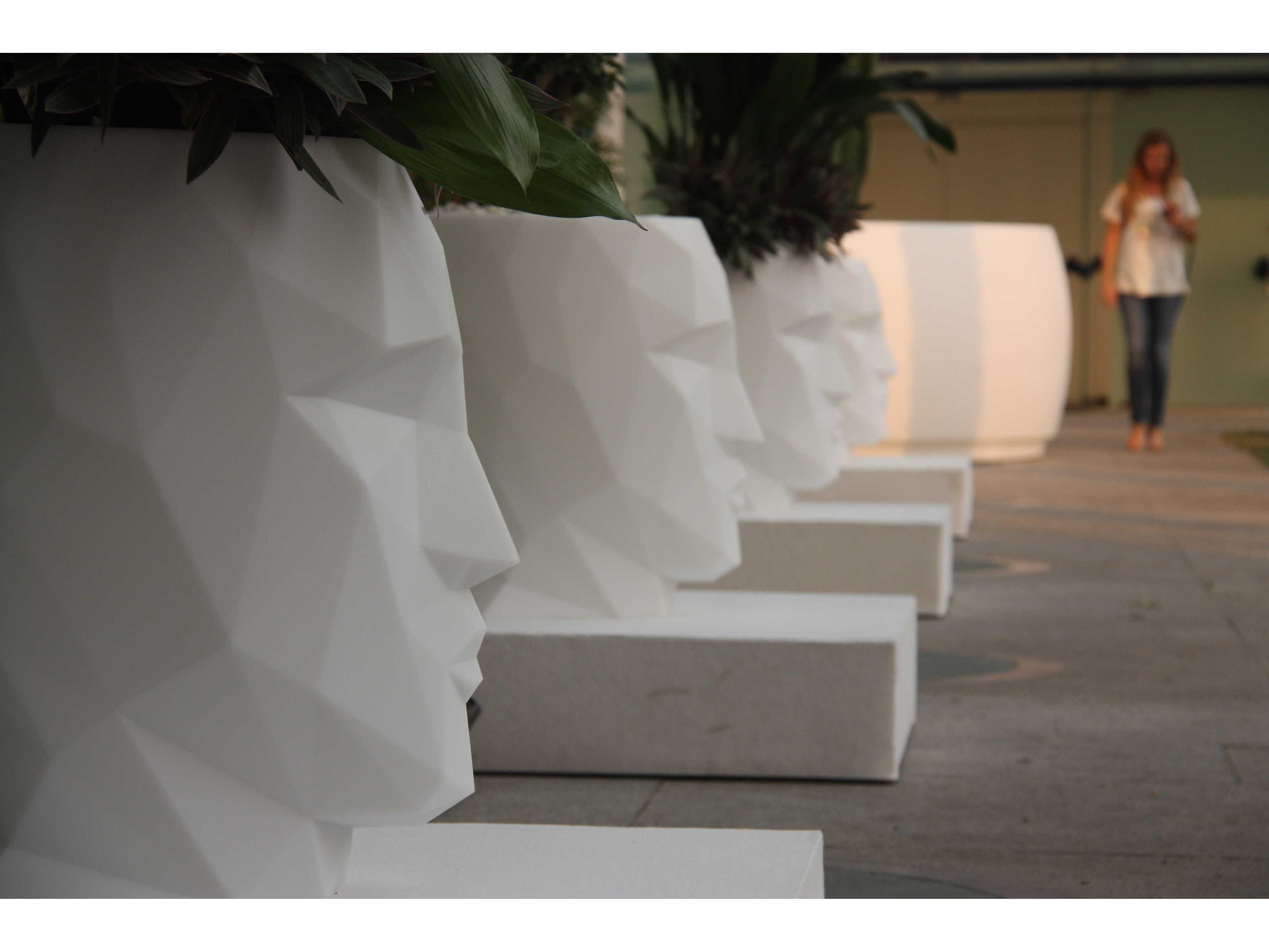 Vondom Outdoor Adan Planter Basic White