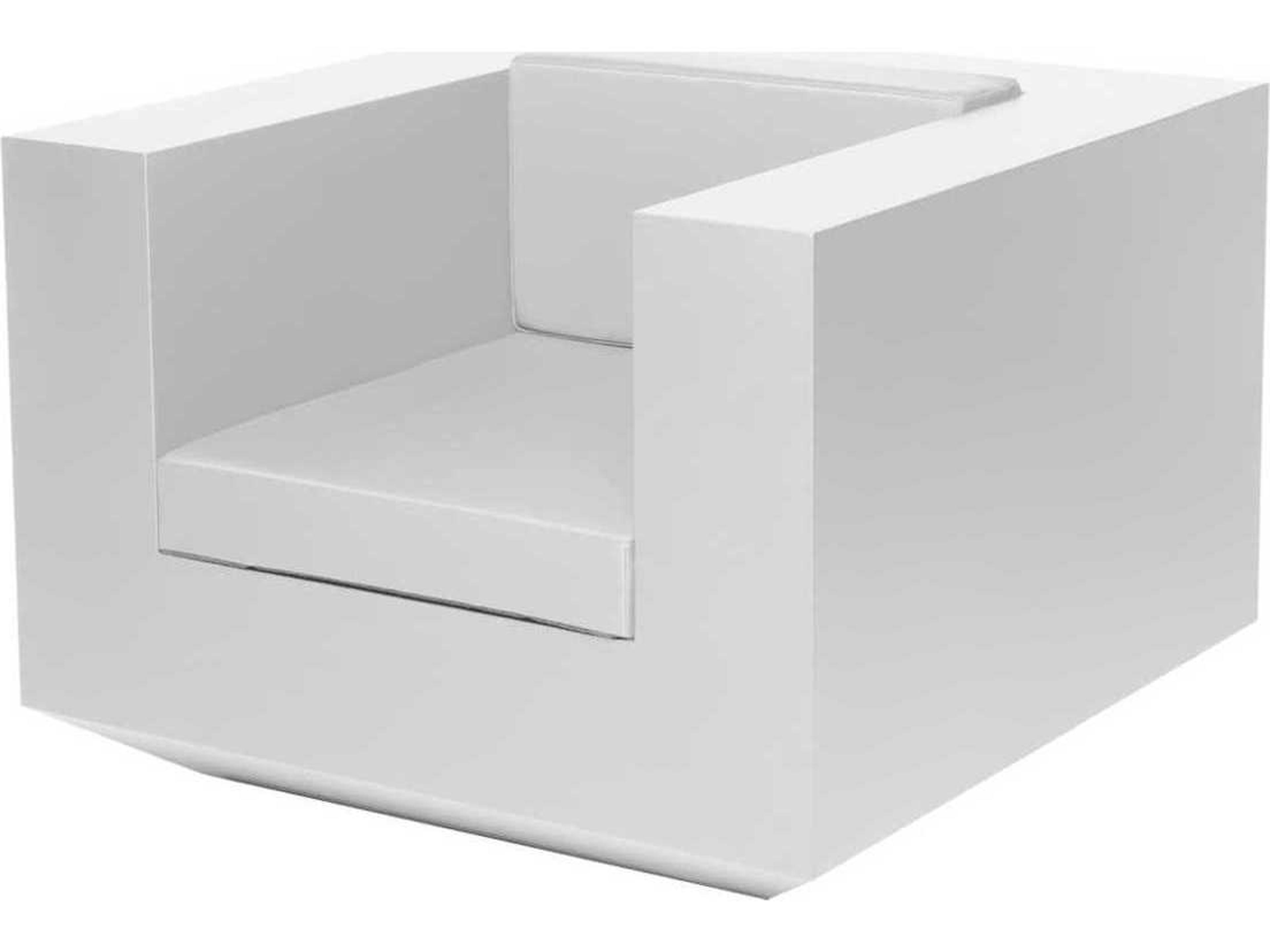 Vela White Matte Resin Lounge Chair