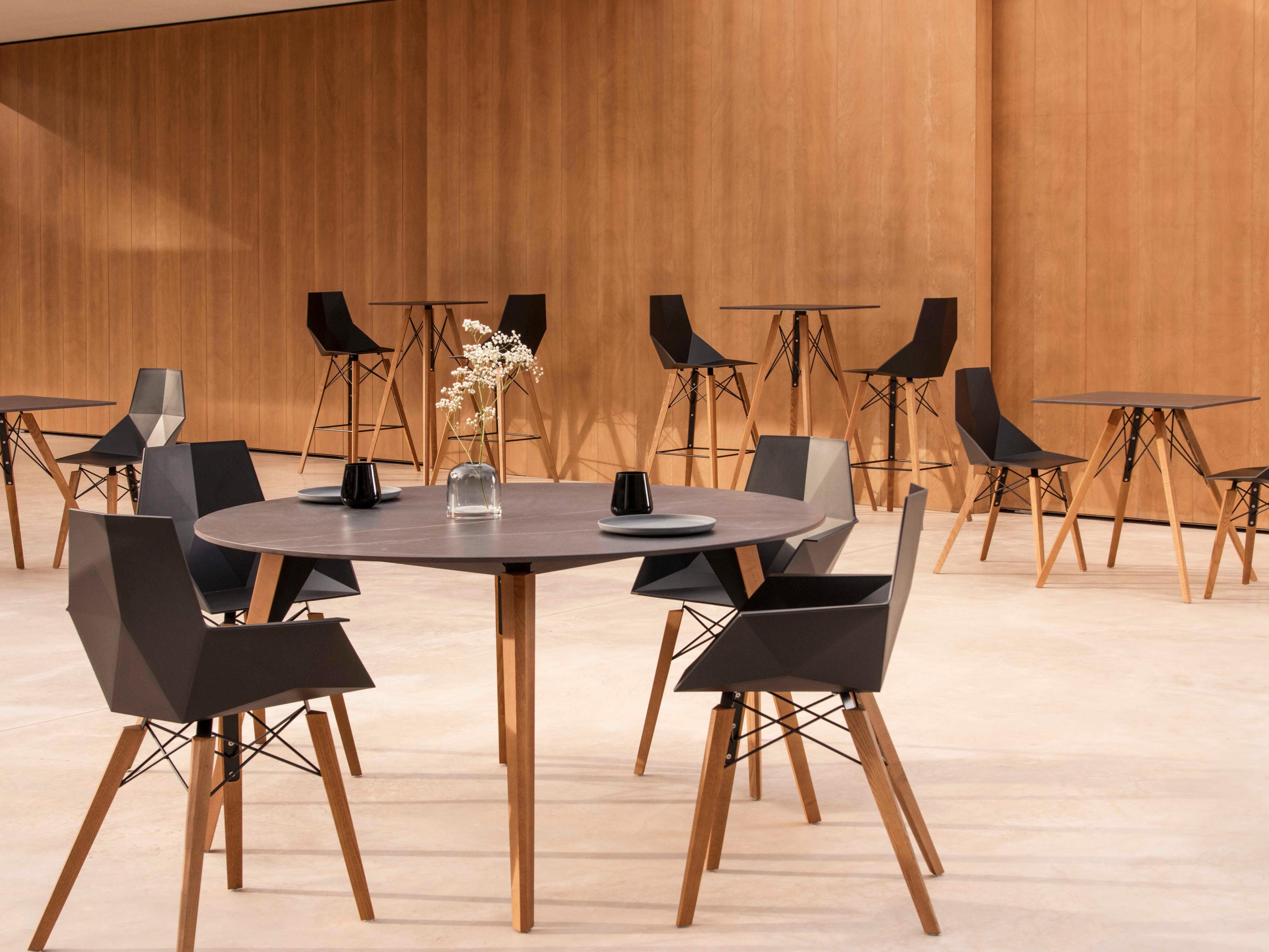 Vondom Faz Wood Round Plastic Dining Table