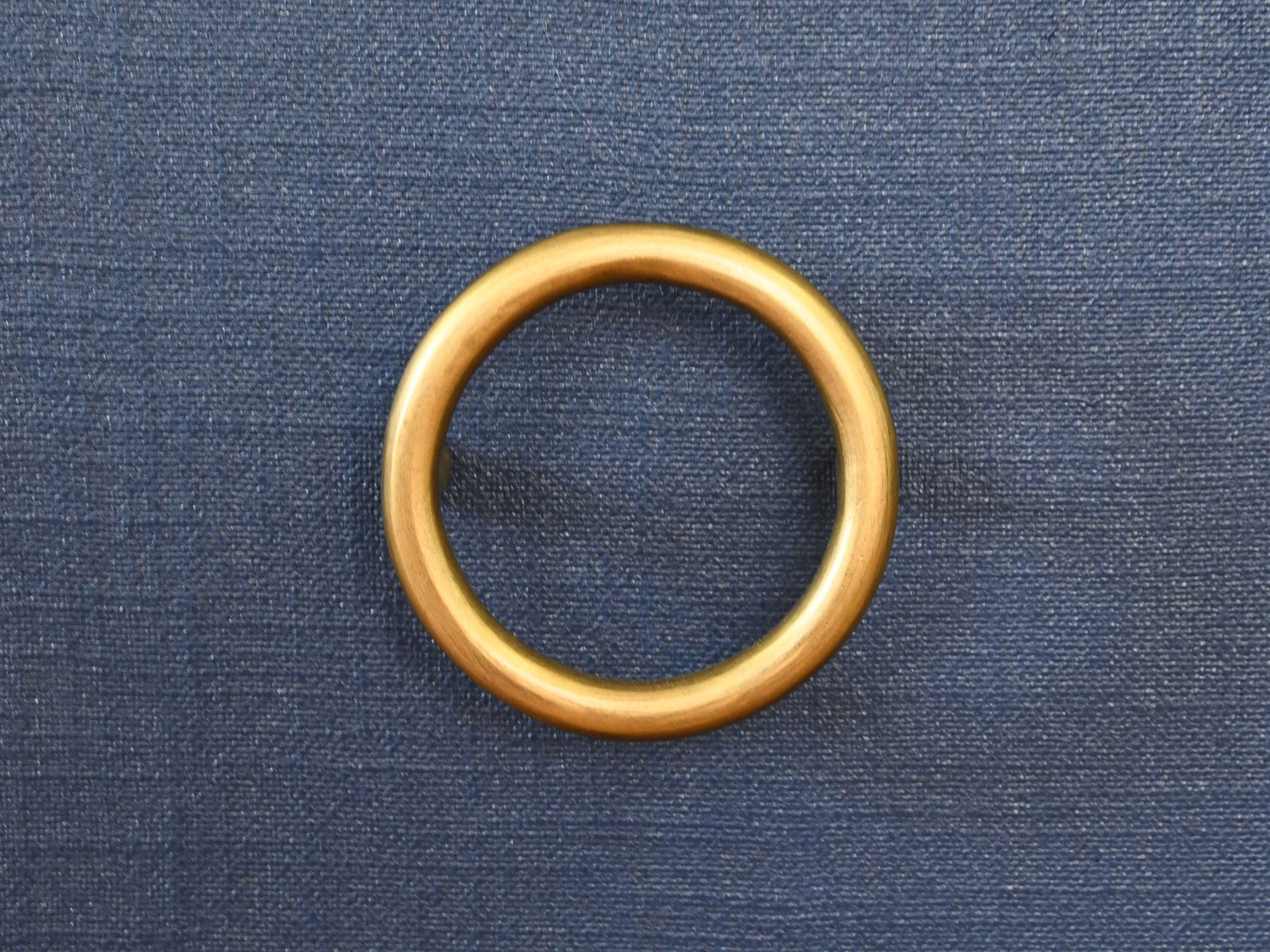 Worlds Away Navy / Antique Brass / White Carrara Marble 30" Single Vanity