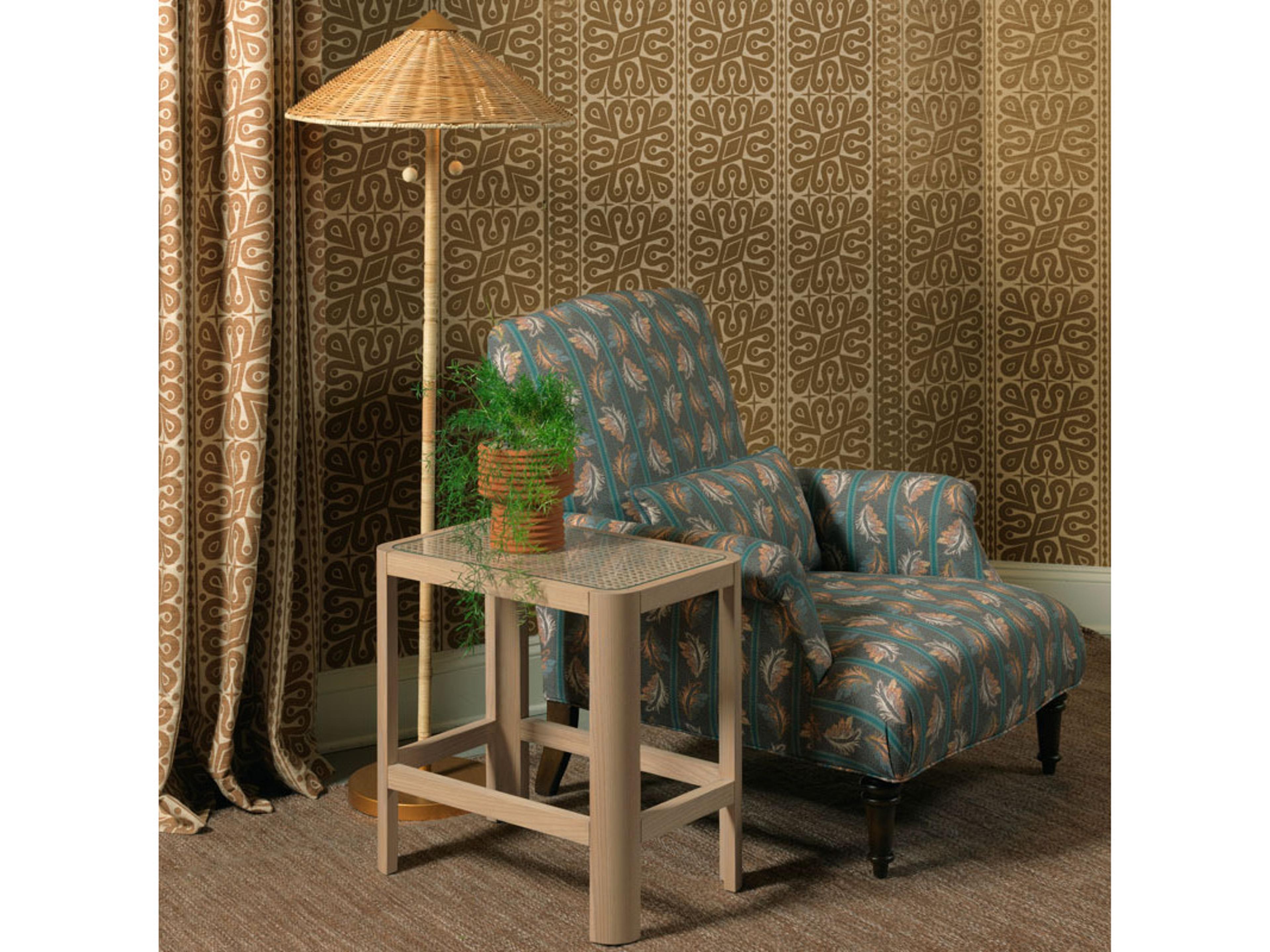 Woodbridge Pinyon Drink Table