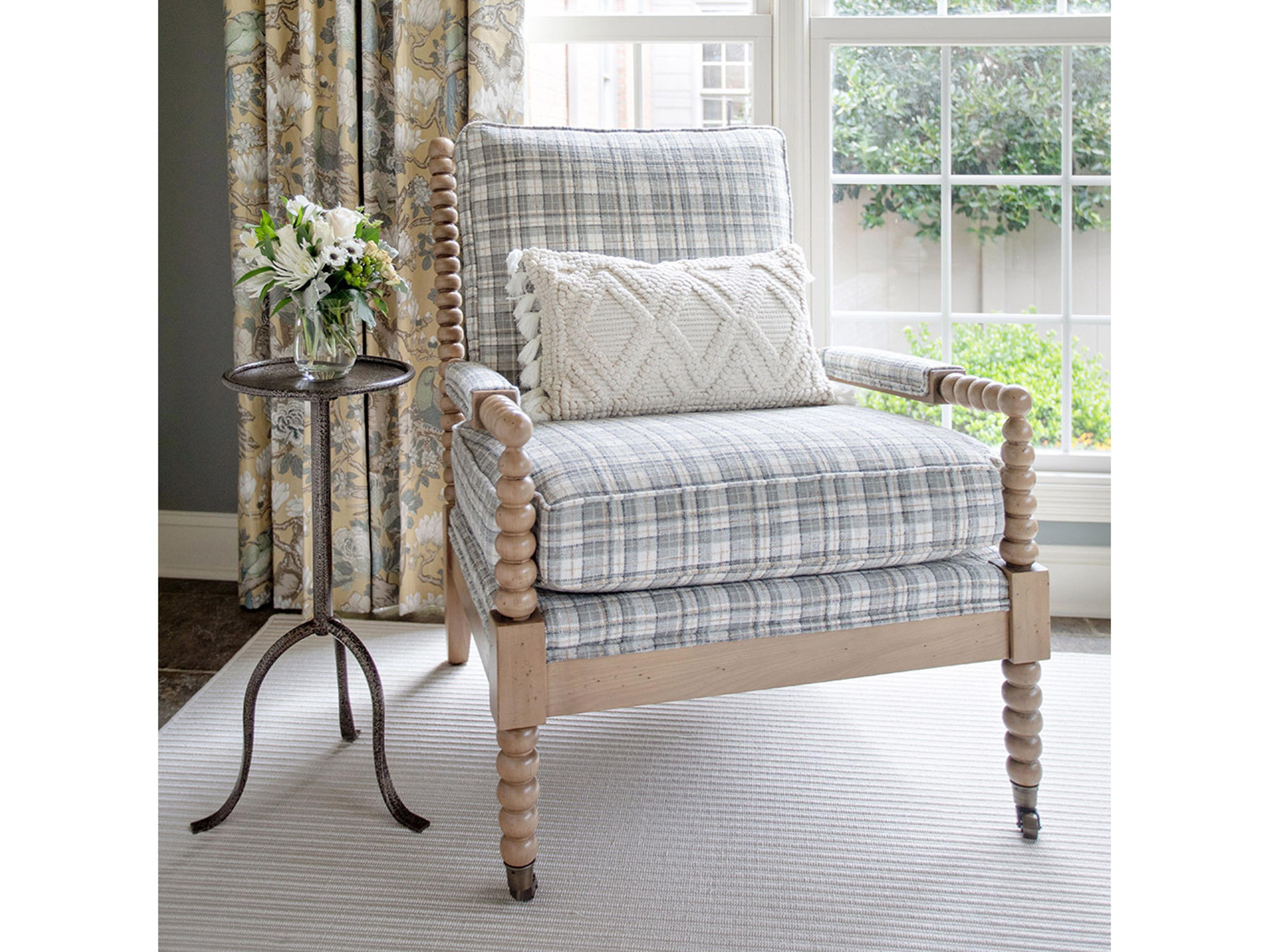 Woodbridge Drinkers Friend Table