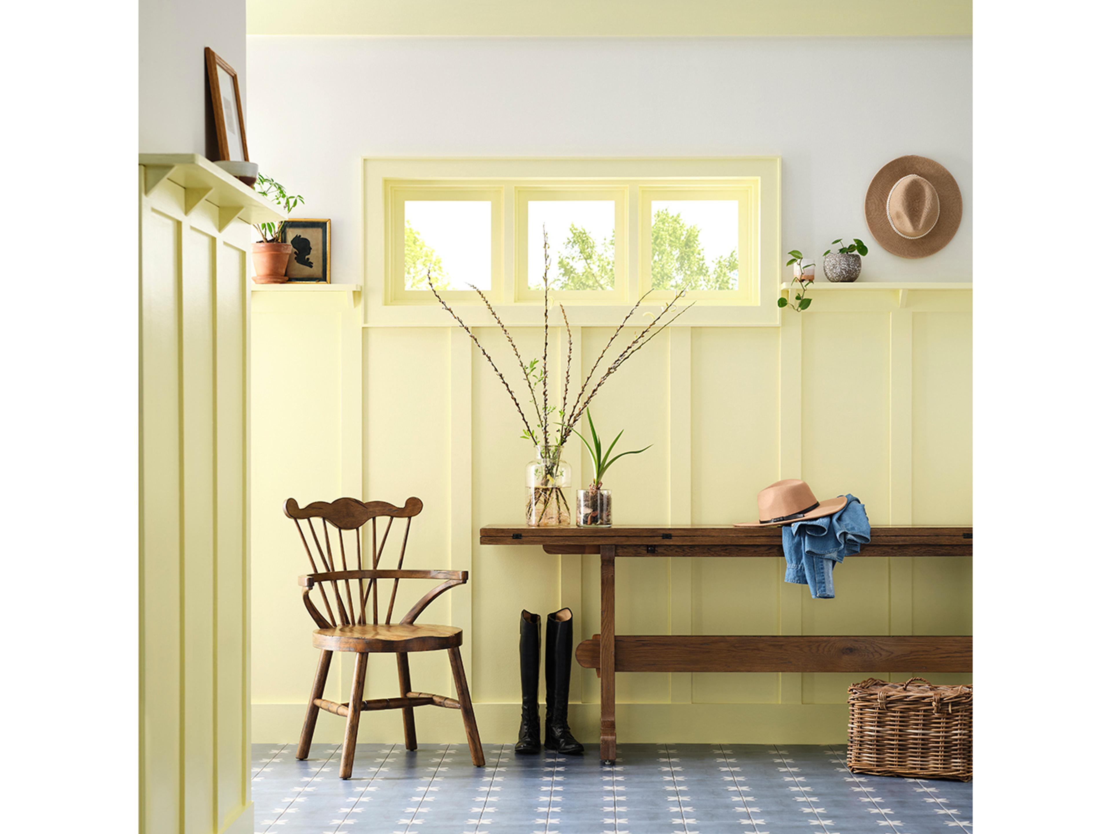 Woodbridge Storybook Chair