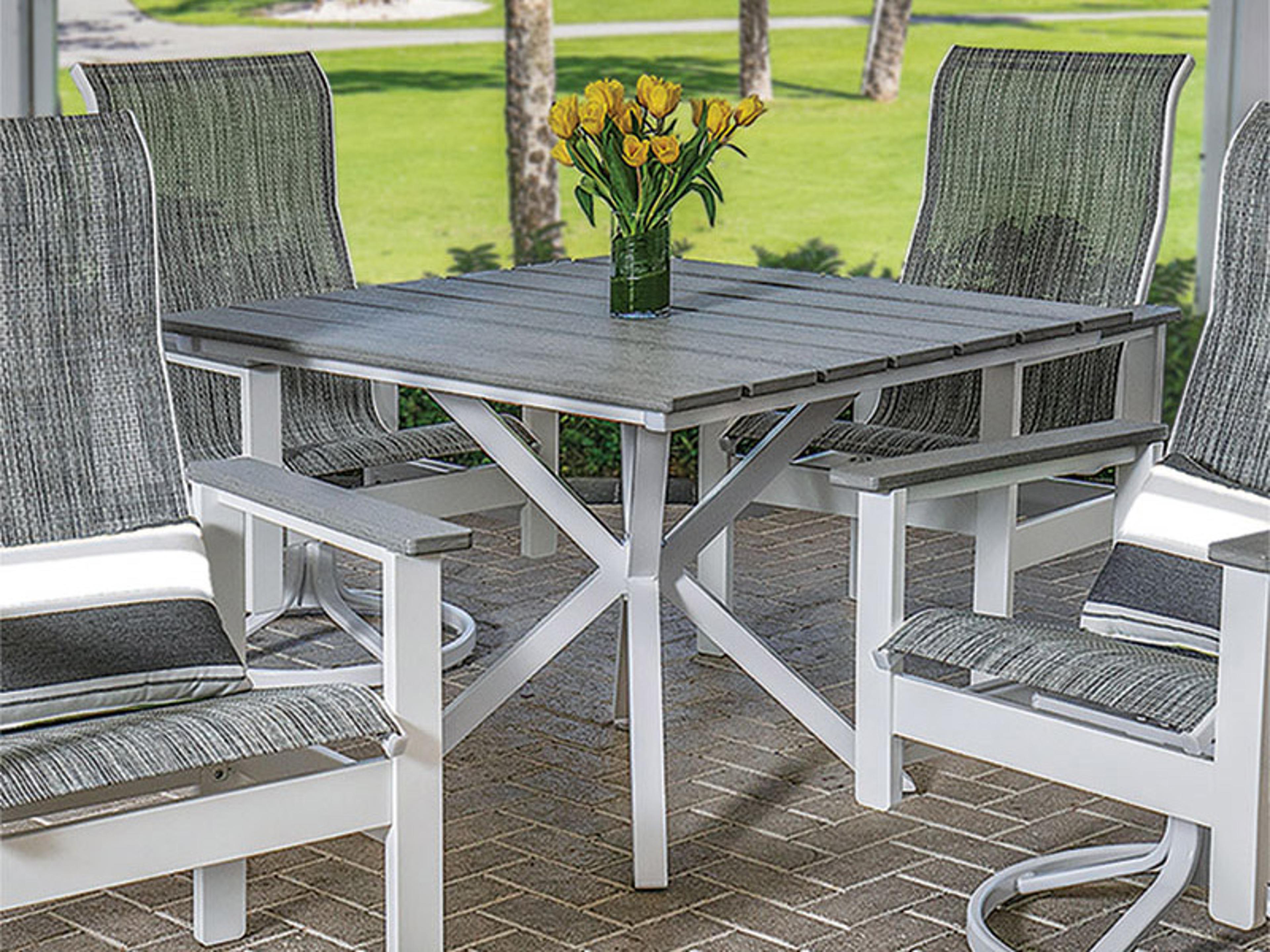 Windward Design Group Tahoe Plank Aluminum Round Outdoor Dining Table with Umbrella Hole