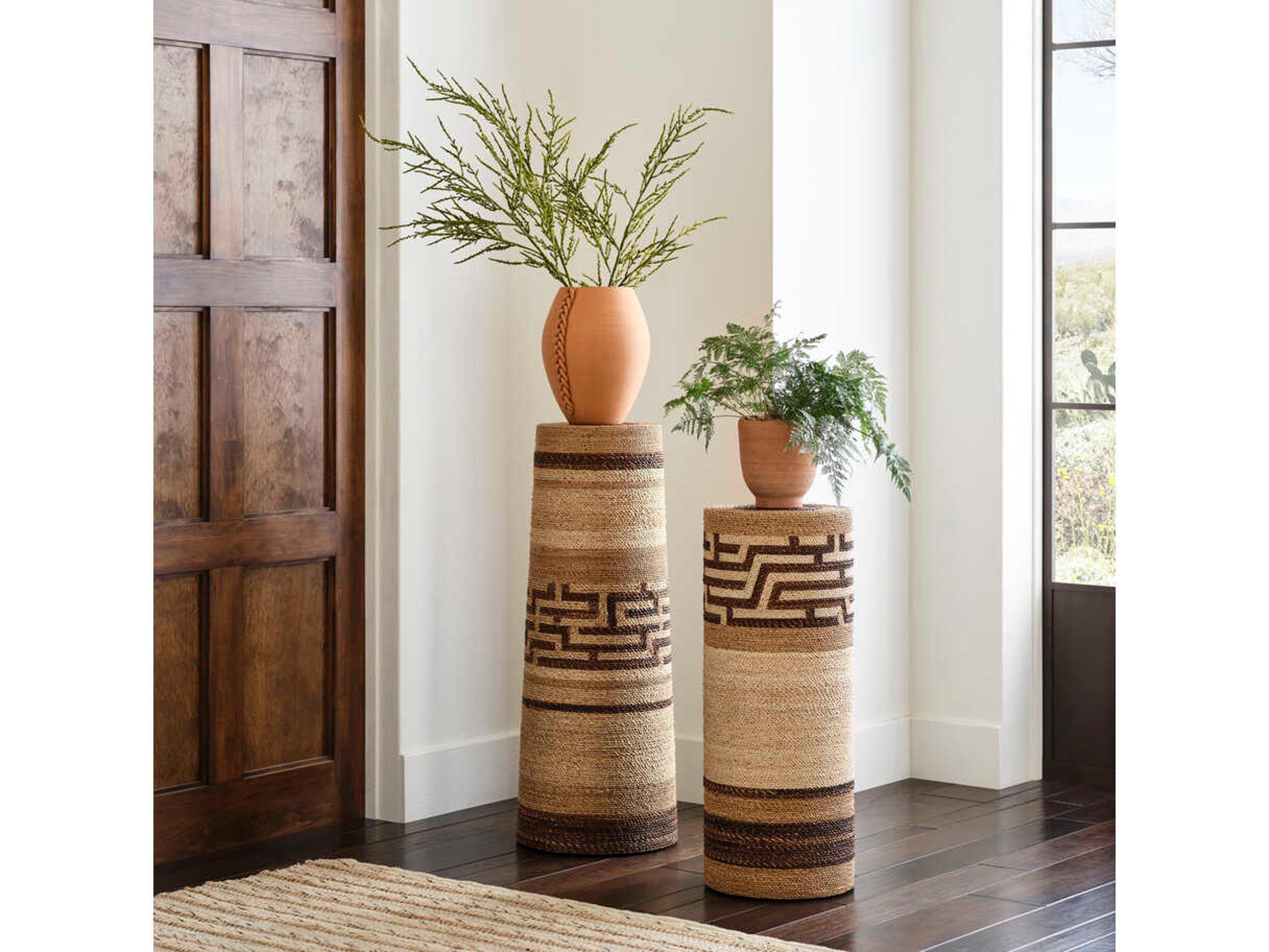 Wildwood Calusa Round Rattan Brown End Table